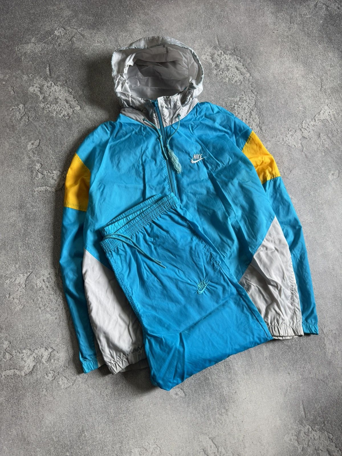 Nike Vintage 90s Nike Tracksuit Set Jacket + Pants Windbreaker Size US M / EU 48-50 / 2 - 2 Thumbnail