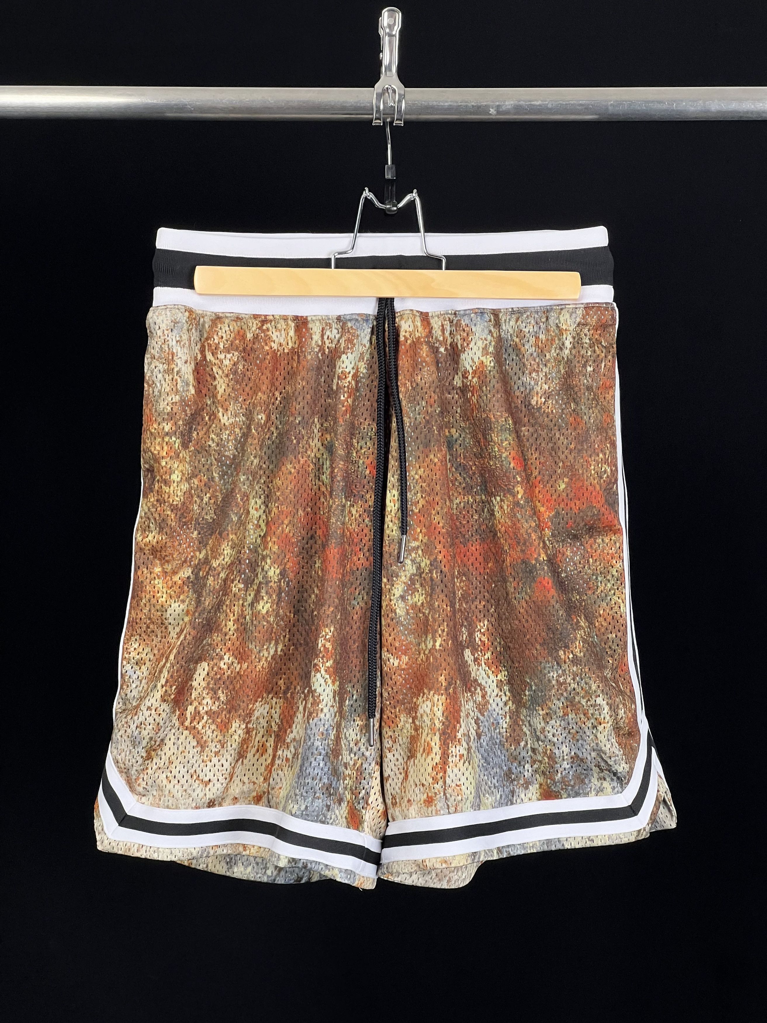 John Elliott Brand New 'Crash' Print GAME SHORTS Size S Size US 30 / EU 46 - 1 Thumbnail