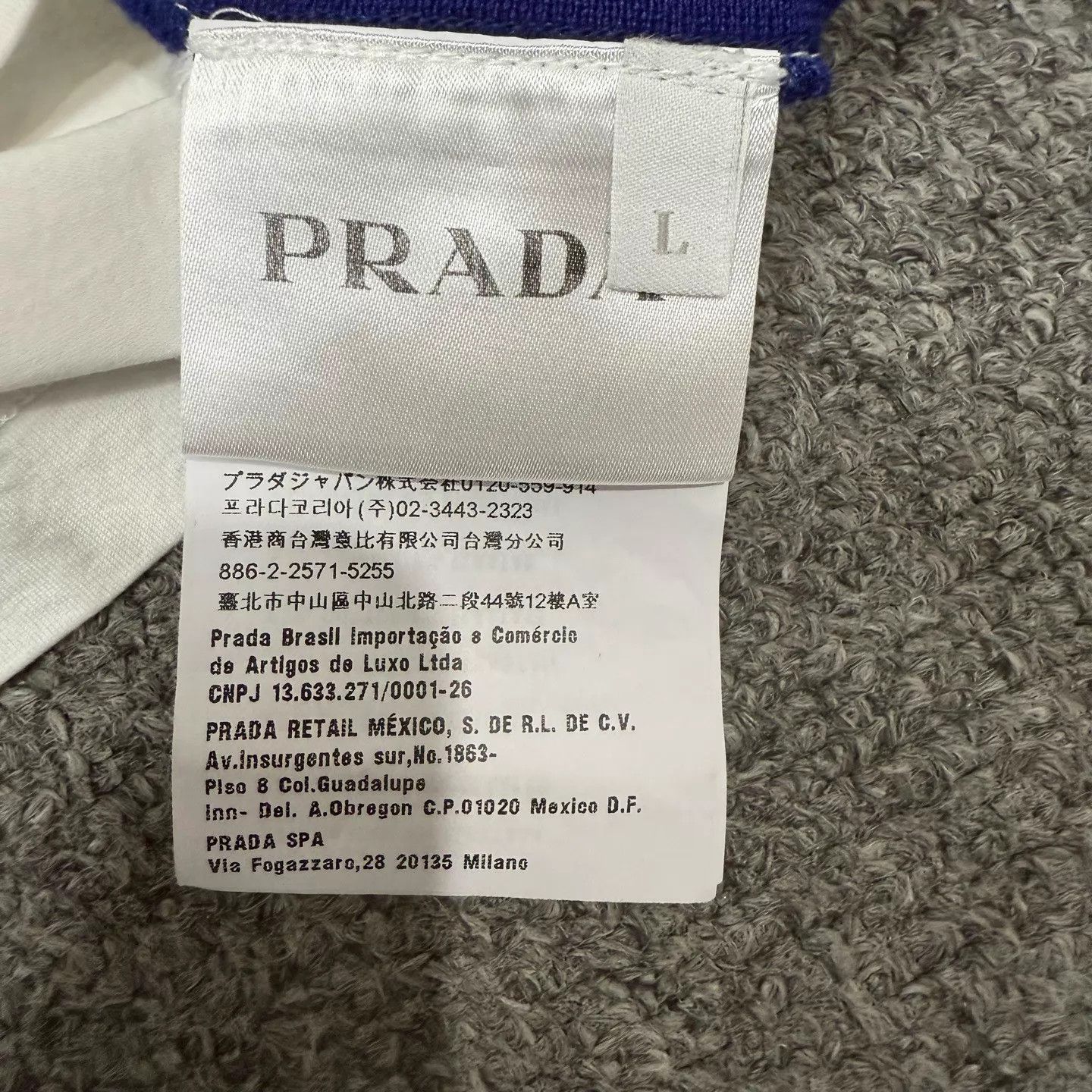 Prada Prada White Hem Logo Short Sleeve Tee L 95New Size L / US 10 / IT 46 - 4 Thumbnail