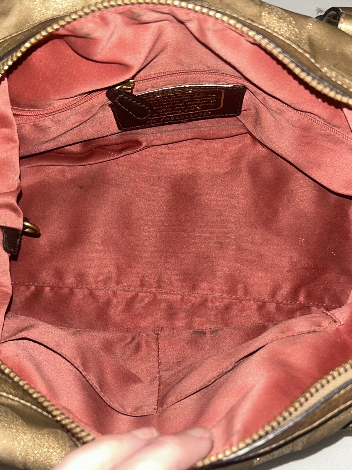 Coach Gold Coach handbag Size ONE SIZE - 4 Thumbnail