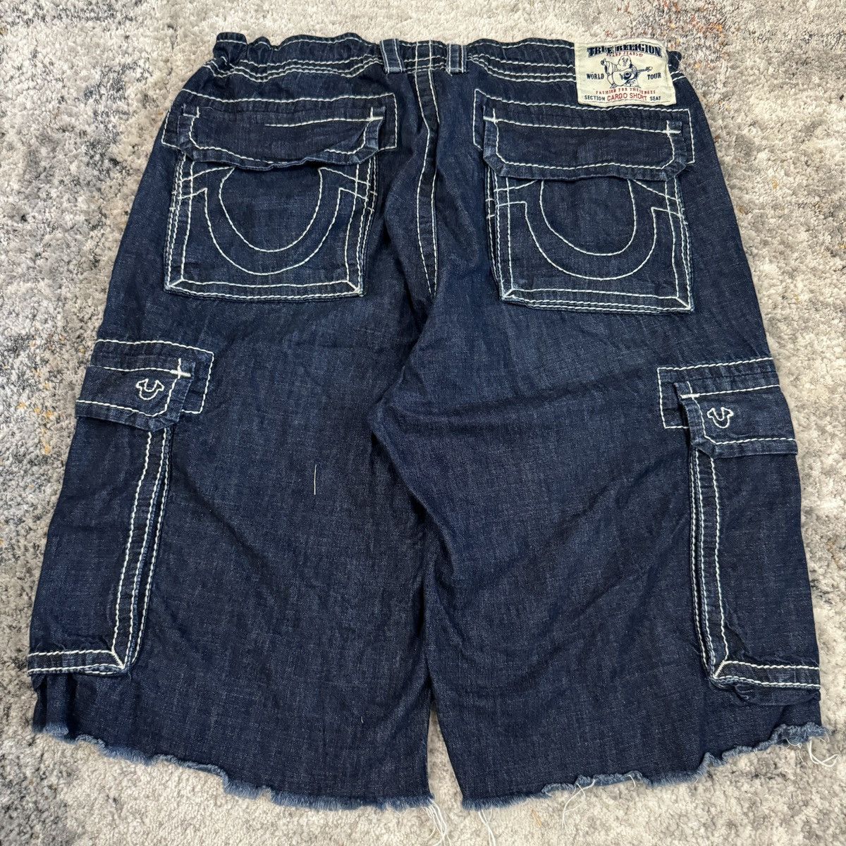 True Religion × Vintage Crazy Vintage y2k True Religion baggy wide leg cargo shorts Size US 40 / EU 56 - 1 Thumbnail