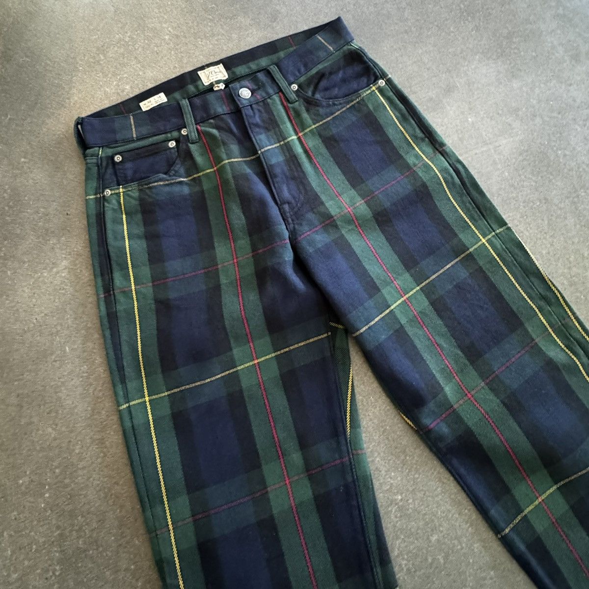 J.Crew Mens J.crew green plaid pants Size US 30 / EU 46 - 2 Thumbnail