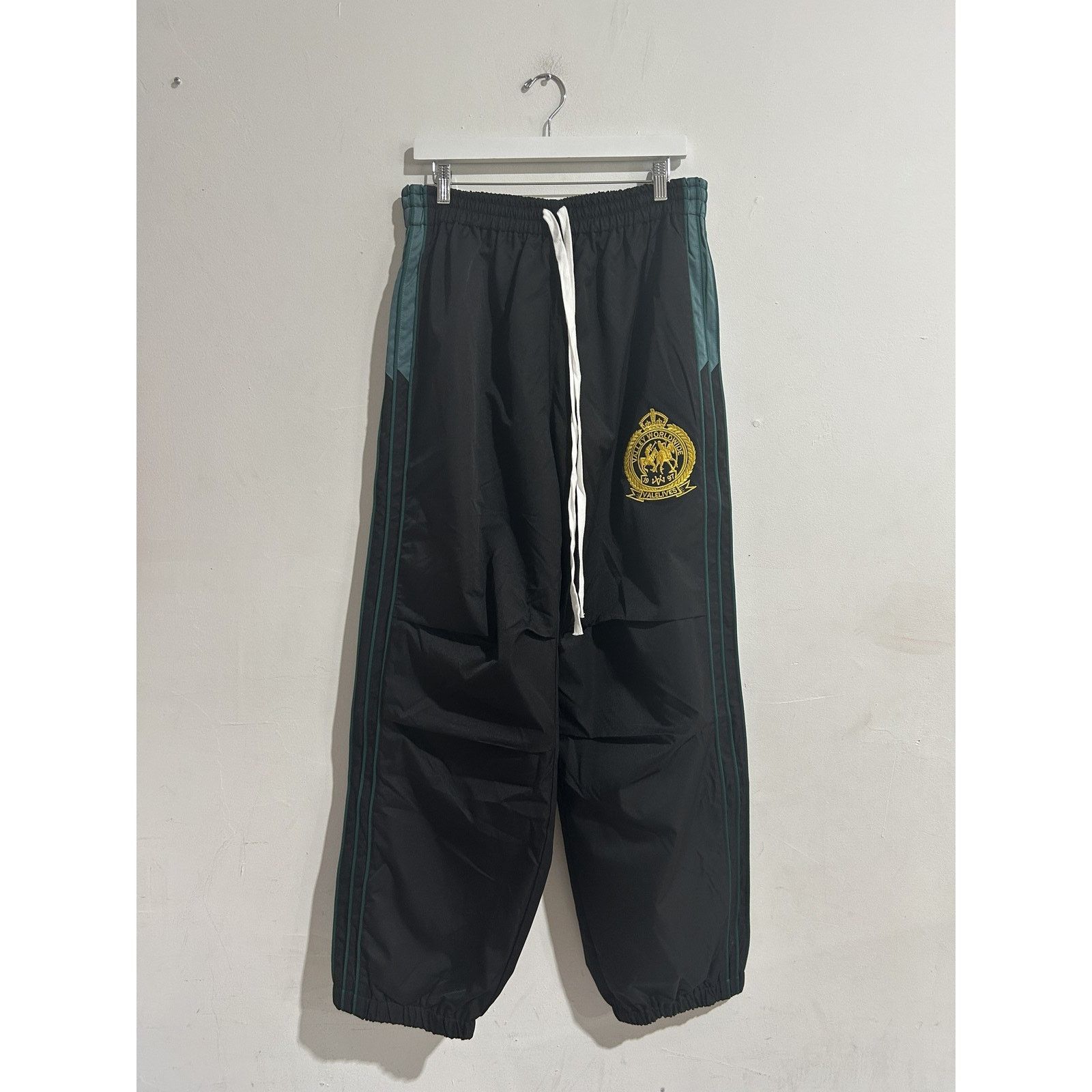 Vale VALE FOREVER BEAM TRACK PANTS SIZE LARGE NEW Size US 36 / EU 52 - 1 Thumbnail