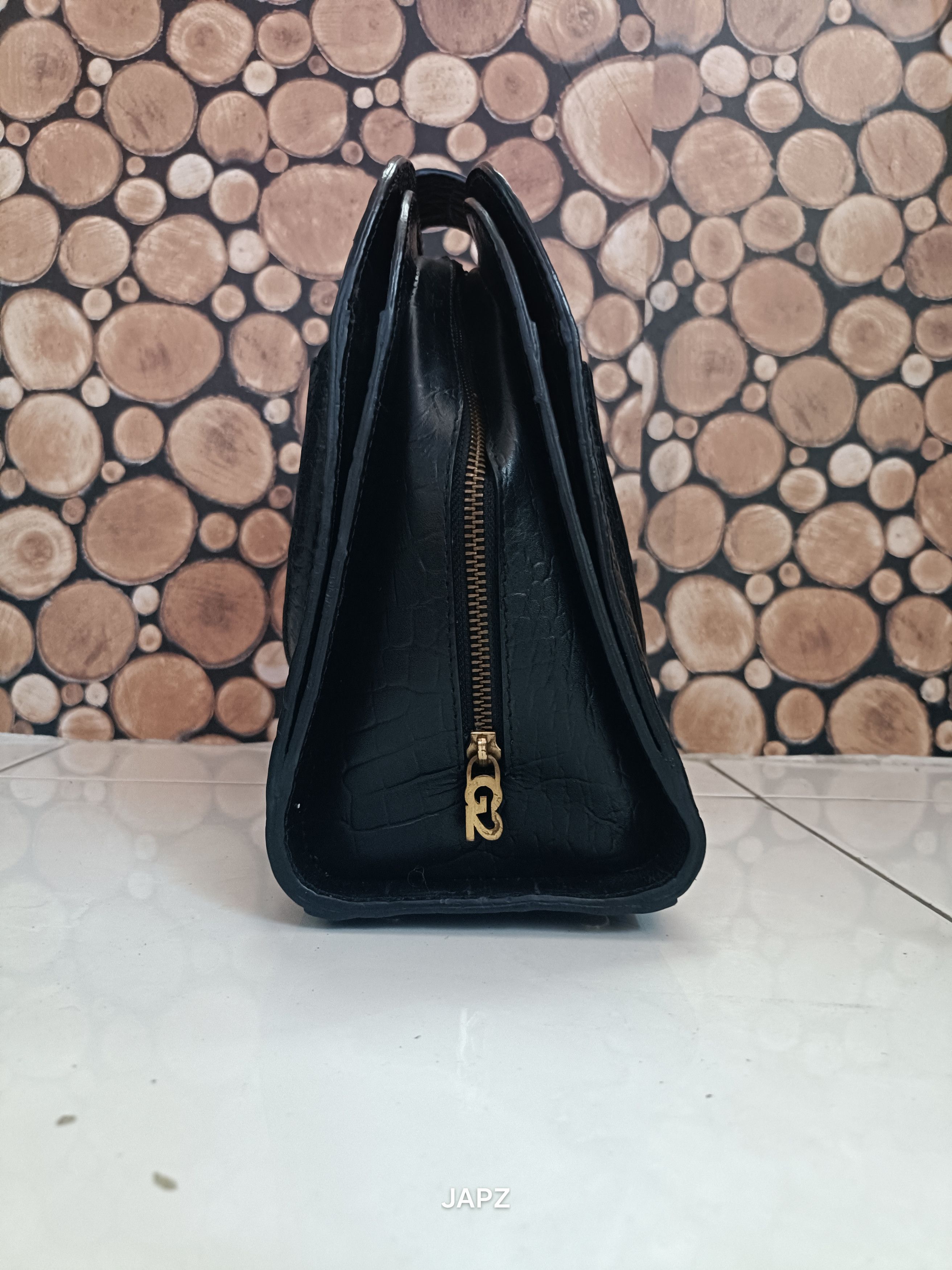 Vintage Vintage G2 croco doctor bag - giorgio's of palm beach Size ONE SIZE - 4 Thumbnail