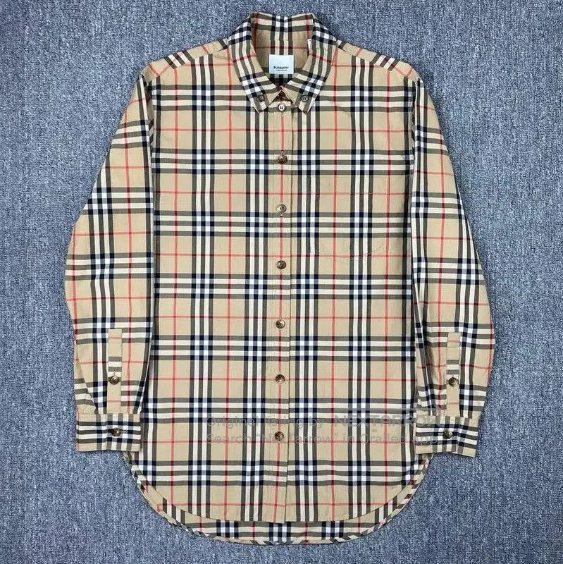 Burberry Burberry Beige Cotton Women's Shirt. Size M / US 6-8 / IT 42-44 - 1 Thumbnail