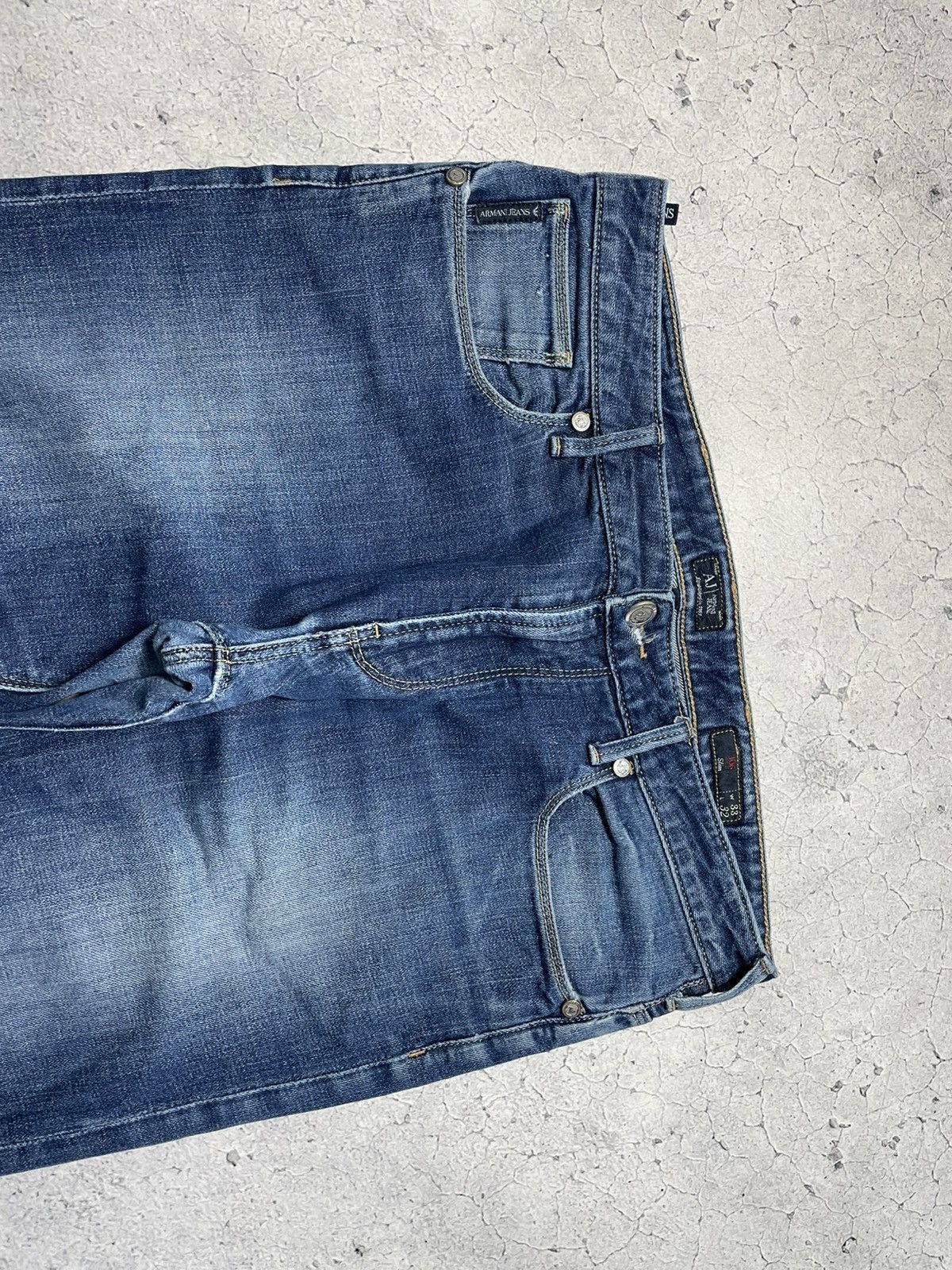Emporio Armani Emporio Armani Denim Big Logo Rare Luxury Jeans Size 33x32 Size US 32 / EU 48 - 4 Thumbnail