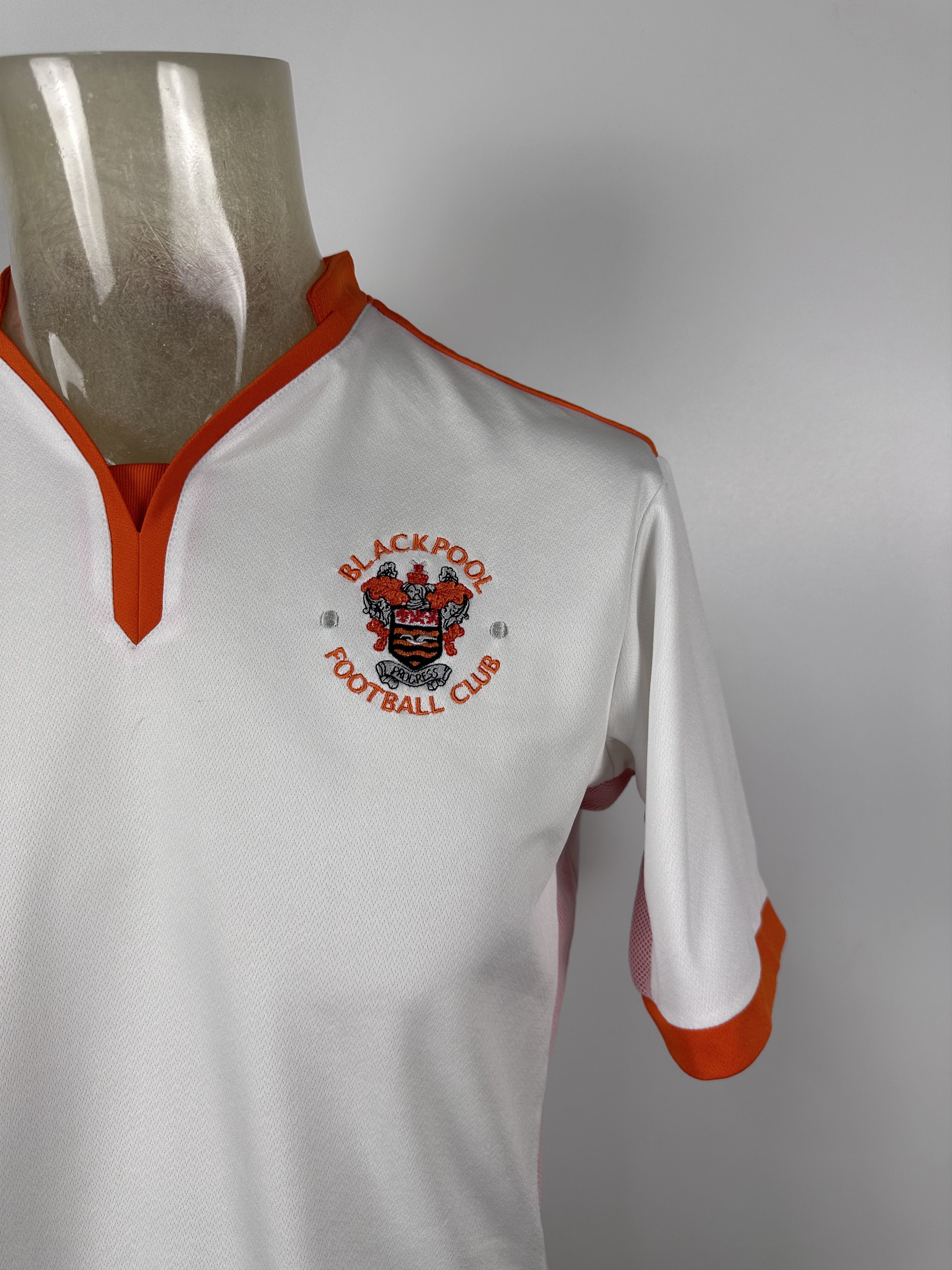 Errea Blackpool Home 2018 Away Football Shirt Soccer Jersey Errea Size US XXL / EU 58 / 5 - 2 Thumbnail
