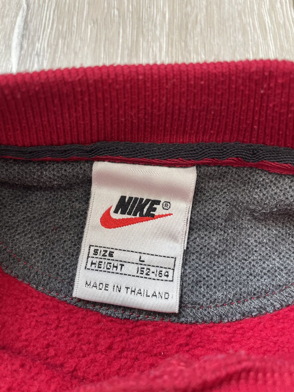 Nike × Vintage Vintage 90s woman's Nike sweatshirt big logo Size XS / US 0-2 / IT 36-38 - 4 Thumbnail