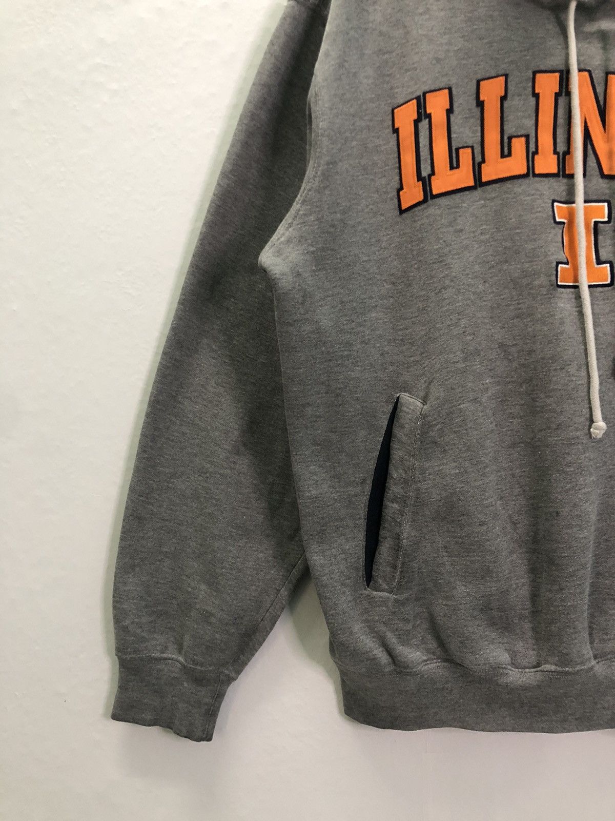 Champs Sport × Vintage Champs Sports ILLINOIS Logo Boxy Hoodie Size US L / EU 52-54 / 3 - 6 Thumbnail