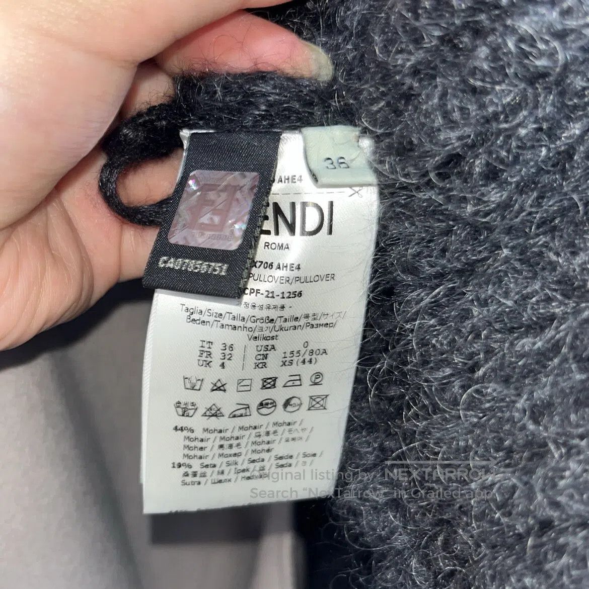 Fendi FENDI size 36 Short-sleeved, narrow-edged sweater with expo Size S / US 4 / IT 40 - 5 Thumbnail