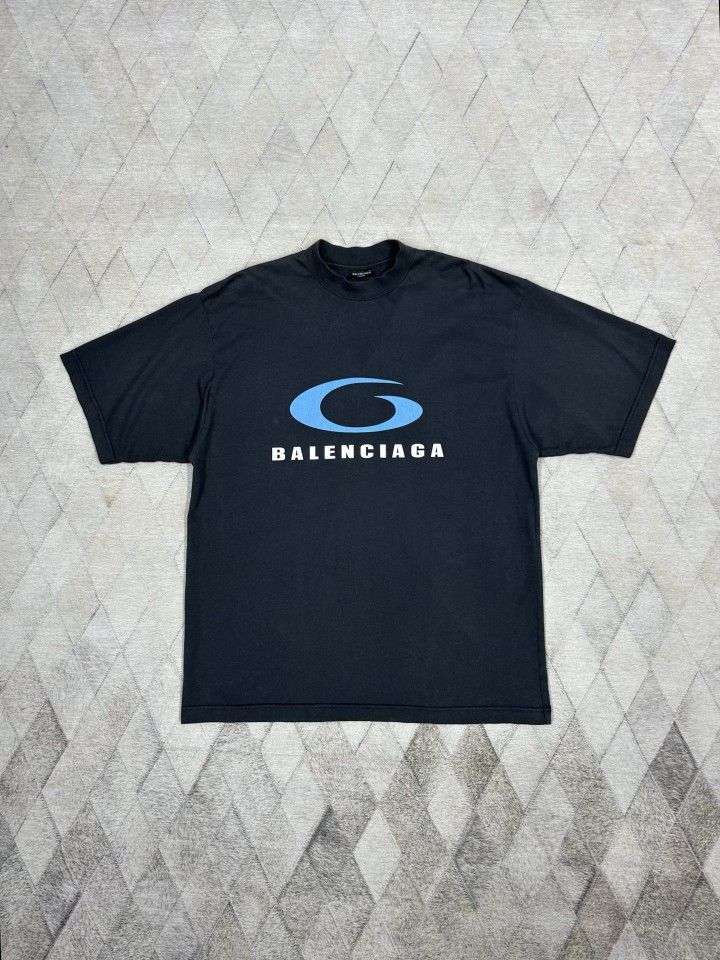 Balenciaga Balenciaga G Logo Graphic T-Shirt Size S Size US S / EU 44-46 / 1 - 1 Thumbnail