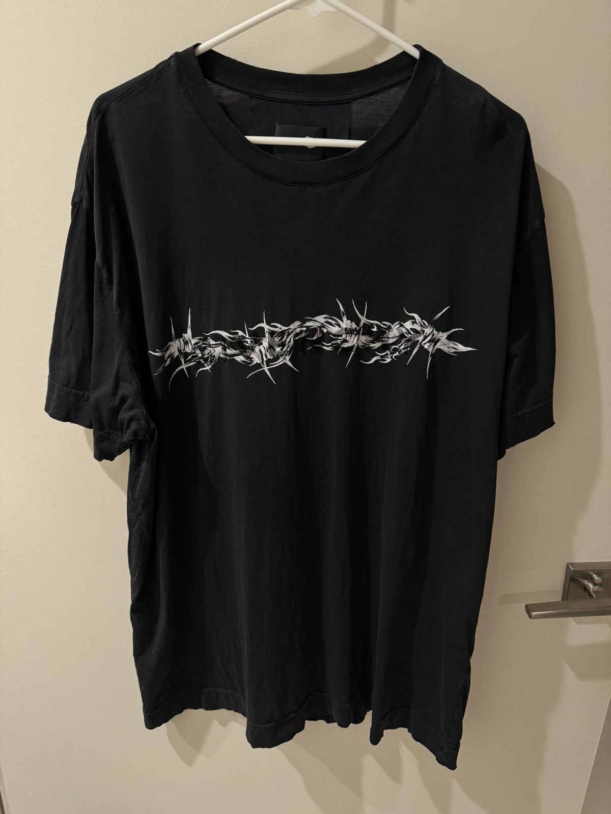Givenchy Givenchy Barbed Wire Vintage Distressed Tshirt Size US M / EU 48-50 / 2 - 2 Thumbnail