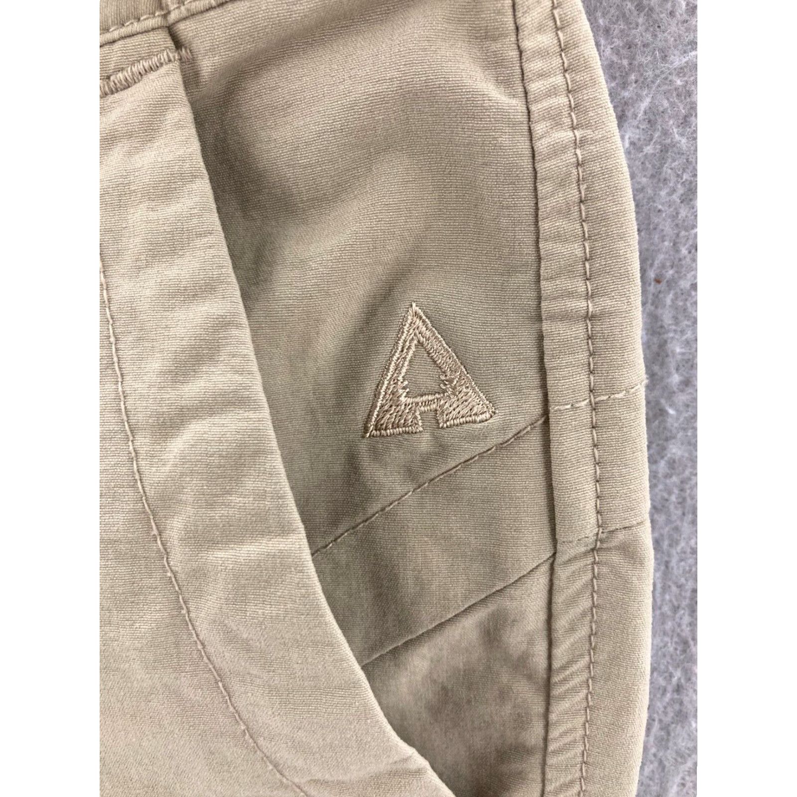 ASCENO Ascend Womens Cargo Pants Size 6 Beige Comfort Stretch Work Travel Size 28" / US 6 / IT 42 - 7 Thumbnail