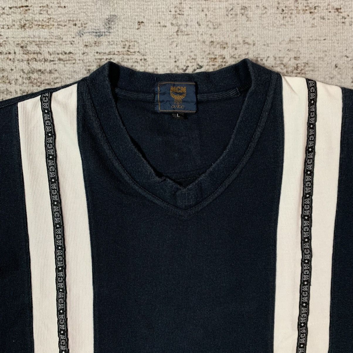 Designer × MCM × Vintage VINTAGE MCM V-NECK TSHIRT Size US L / EU 52-54 / 3 - 3 Thumbnail
