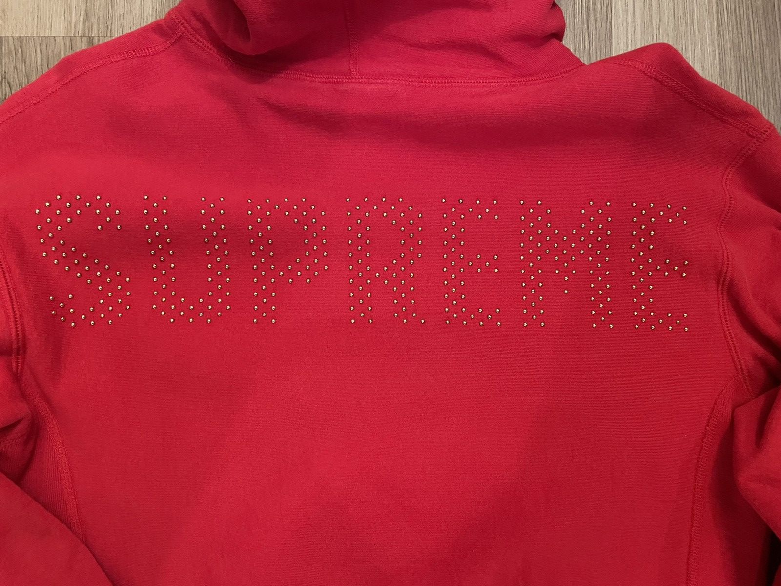 Supreme Supreme Studded Back Hooded Sweatshirt Red Size US L / EU 52-54 / 3 - 3 Thumbnail