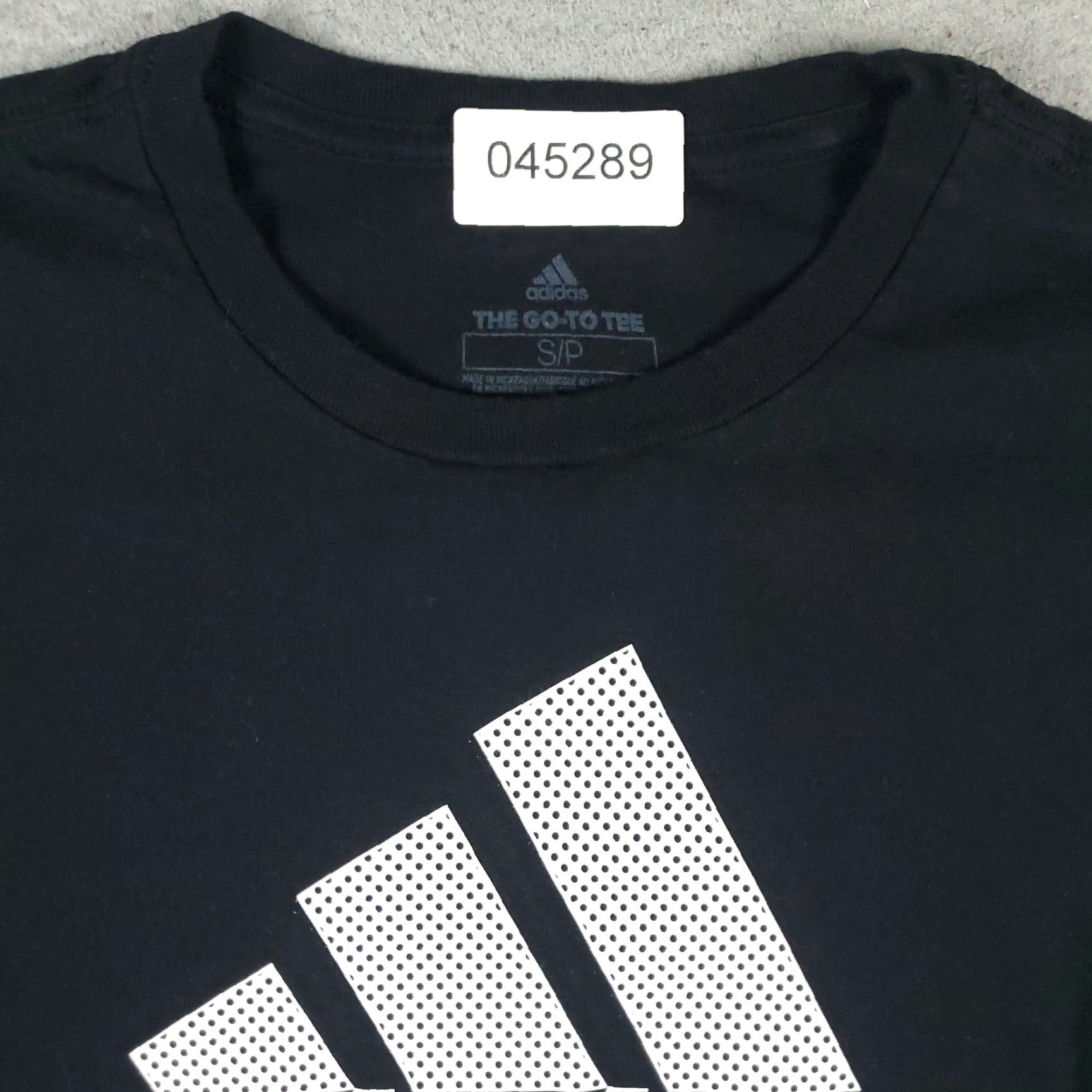 Adidas VINTAGE Adidas T-Shirt Womens Small Black Casual Cotton Logo Basic Short Sleeve Fall Women Size S / US 4 / IT 40 - 3 Thumbnail