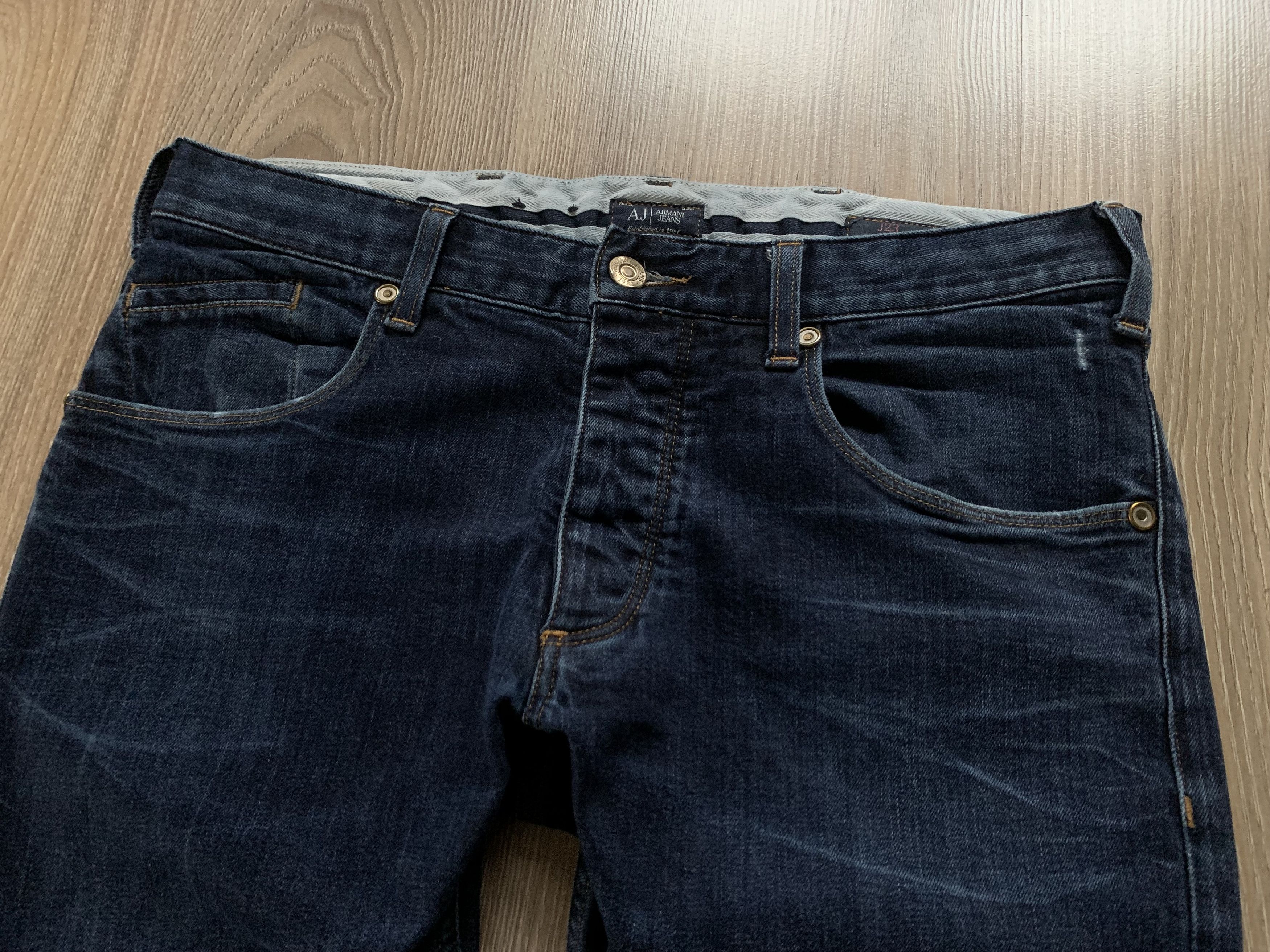 Armani Vintage Navy Blue Slim Armani Jeans Size US 31 - 4 Thumbnail
