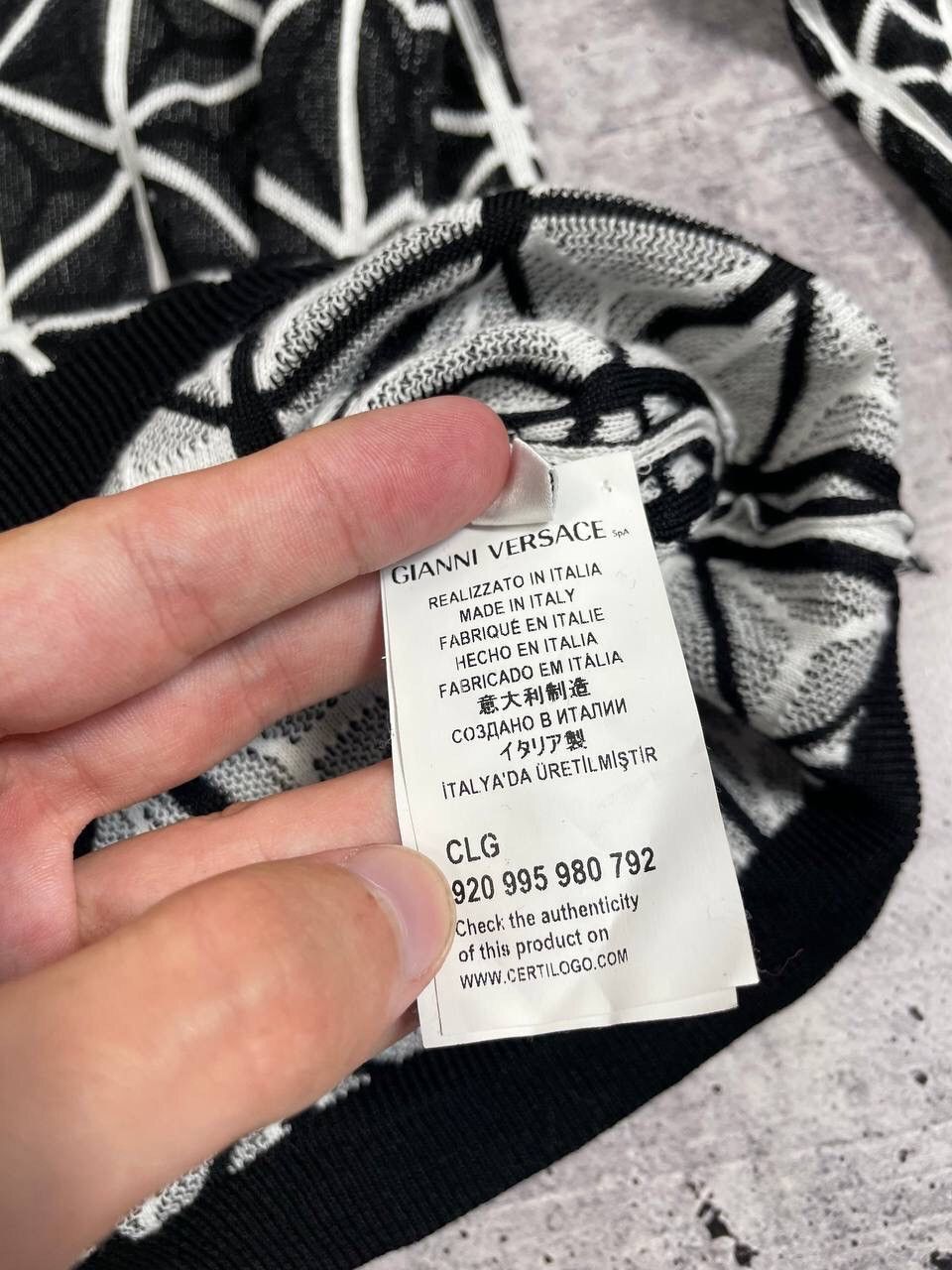 Versace Vintage Versace Collection V Neck Logo Sweater Y2K Size US L / EU 52-54 / 3 - 7 Thumbnail