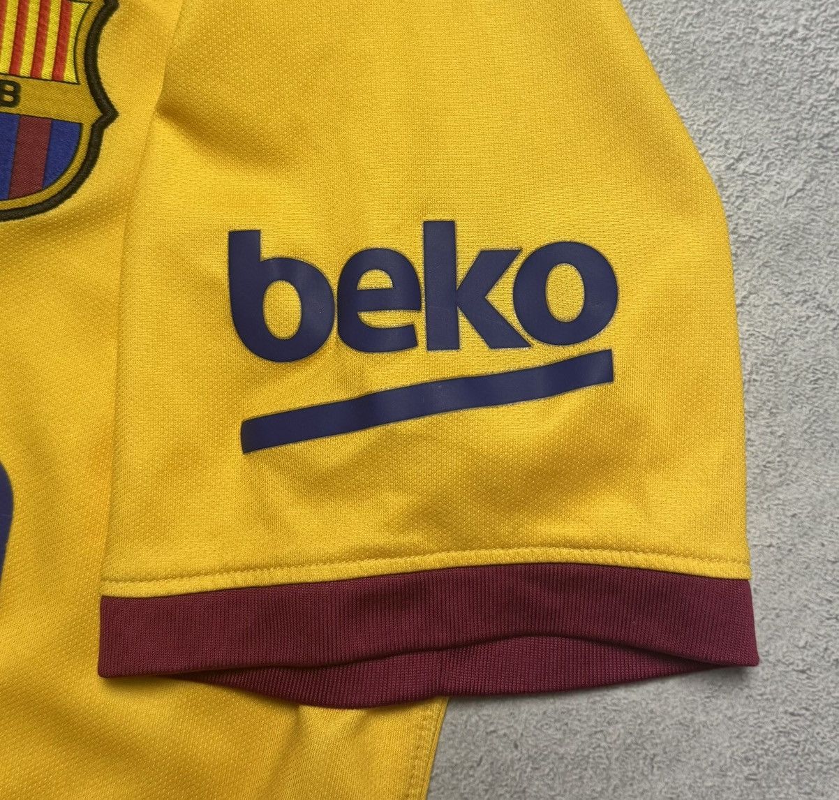 Nike Barcelona 2019 2020 Away Football Shirt Soccer Jersey Nike Size US M / EU 48-50 / 2 - 12 Thumbnail