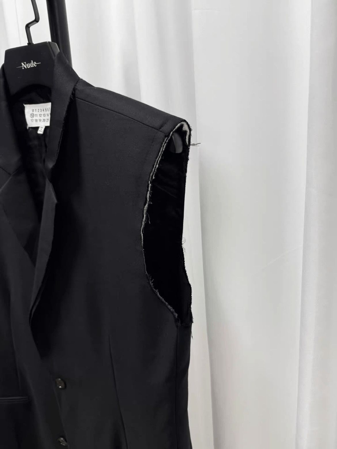 Maison Margiela Sz 48 Maison Margiela Distressed Vest-2507 Size US M / EU 48-50 / 2 - 2 Thumbnail