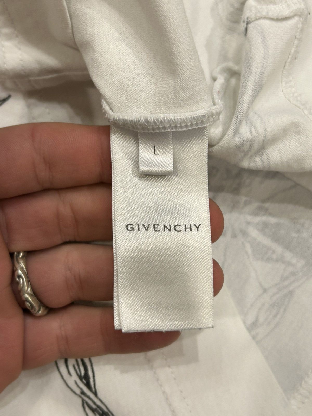 Givenchy Givenchy Tattoo Totem Tee Size US L / EU 52-54 / 3 - 4 Thumbnail