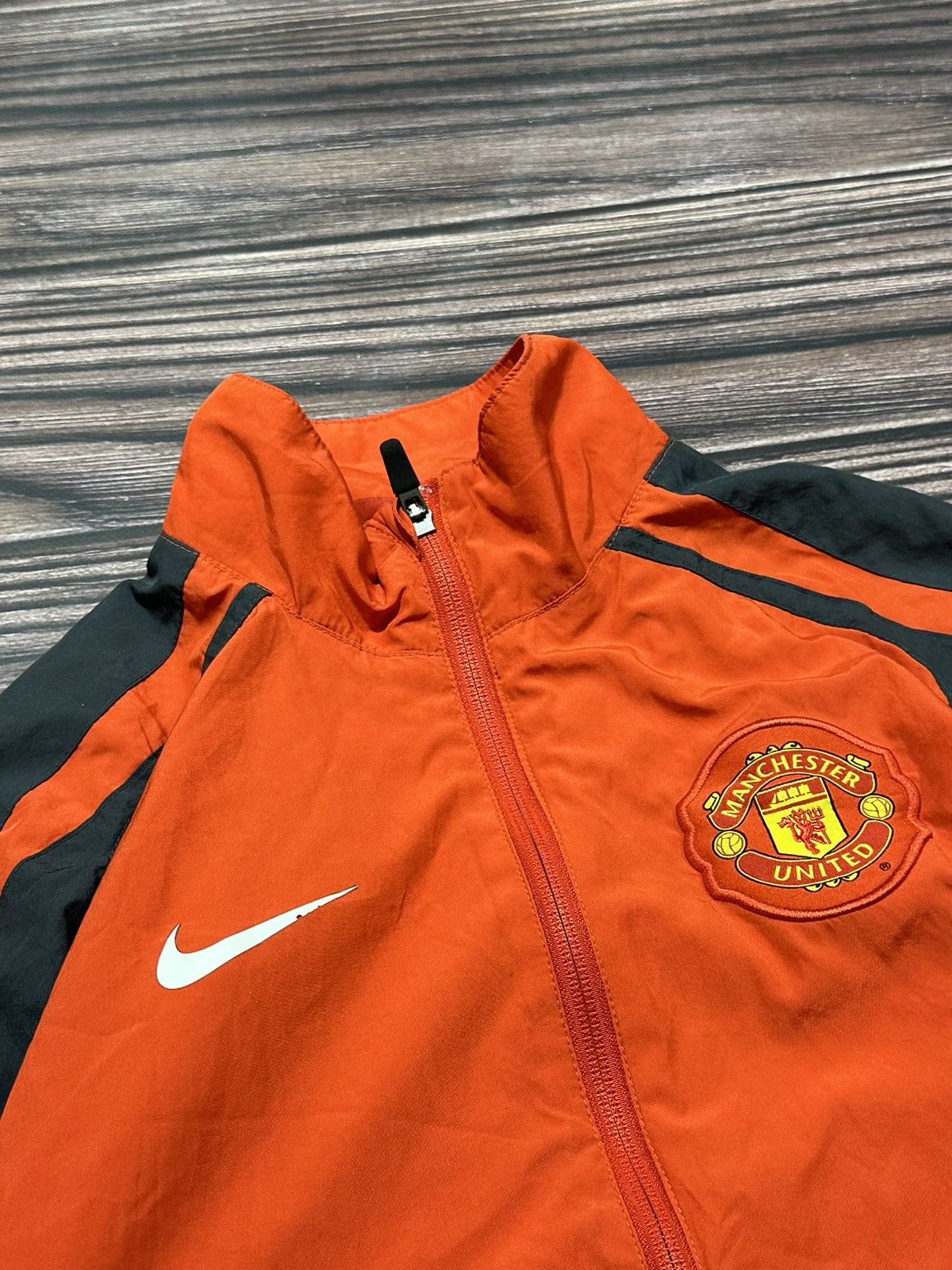 Nike × Vintage Vintage Cloaks Nike Soccer football team Manchester United Size US S / EU 44-46 / 1 - 4 Thumbnail