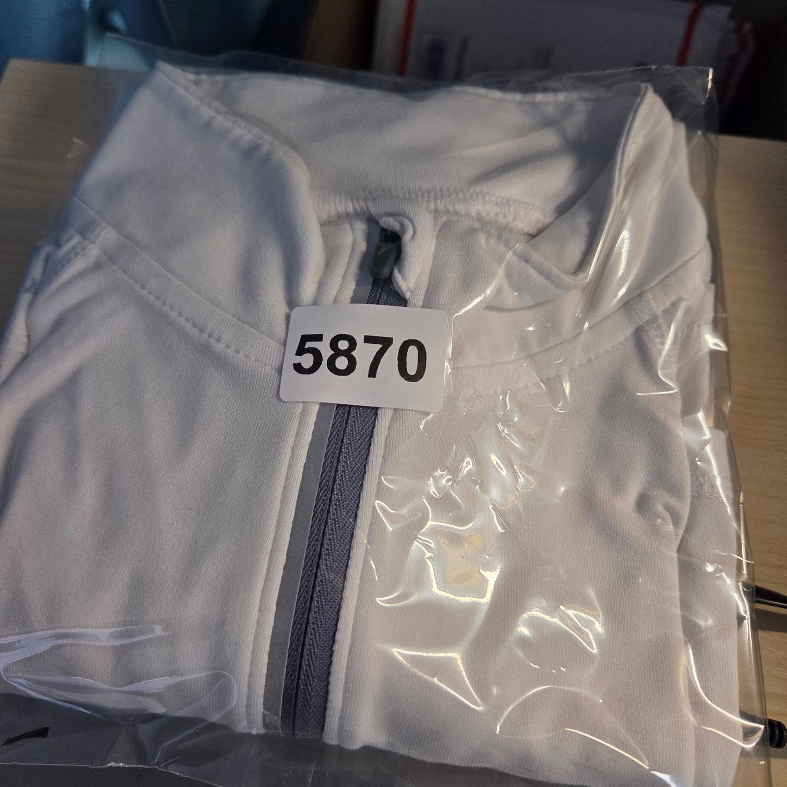 Old Navy Old Navy Active XS Long Sleeve 3/4 Zip Shirt Run Rest Repeat Size XS / US 0-2 / IT 36-38 - 11 Thumbnail