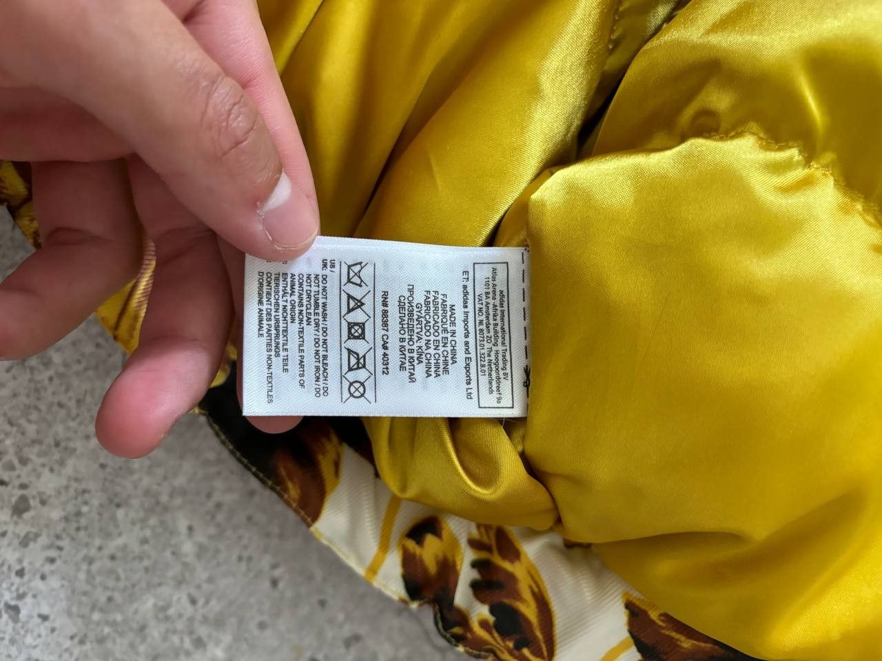 Adidas × Jeremy Scott Jeremy Scott Oversize Bomber Full Zip Fur Hood Size M / US 6-8 / IT 42-44 - 14 Thumbnail