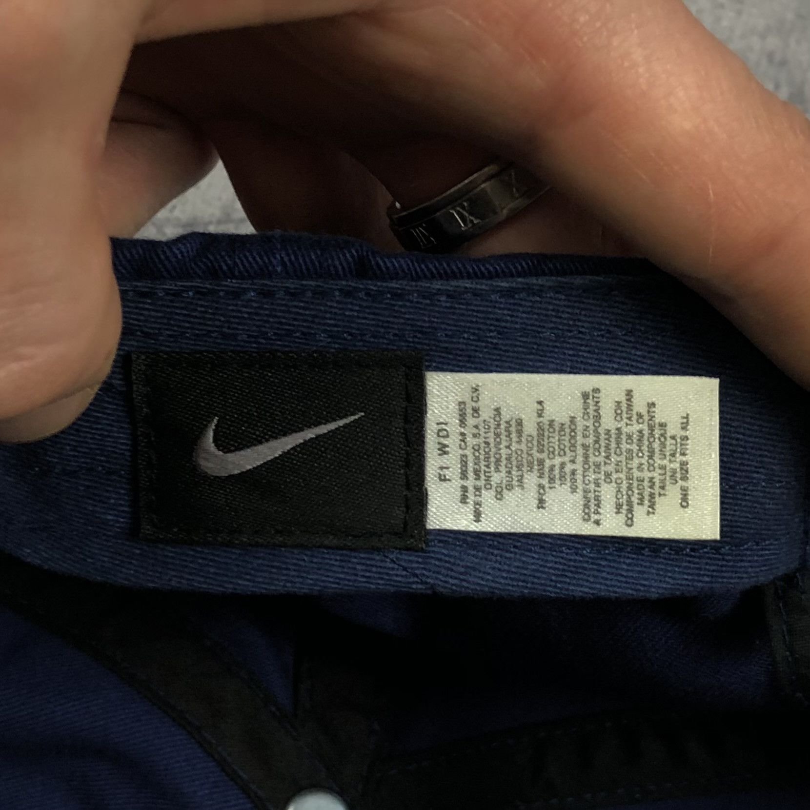 Nike Vintage Nike 5IN1 Removable Swoosh Cap Size ONE SIZE - 13 Thumbnail