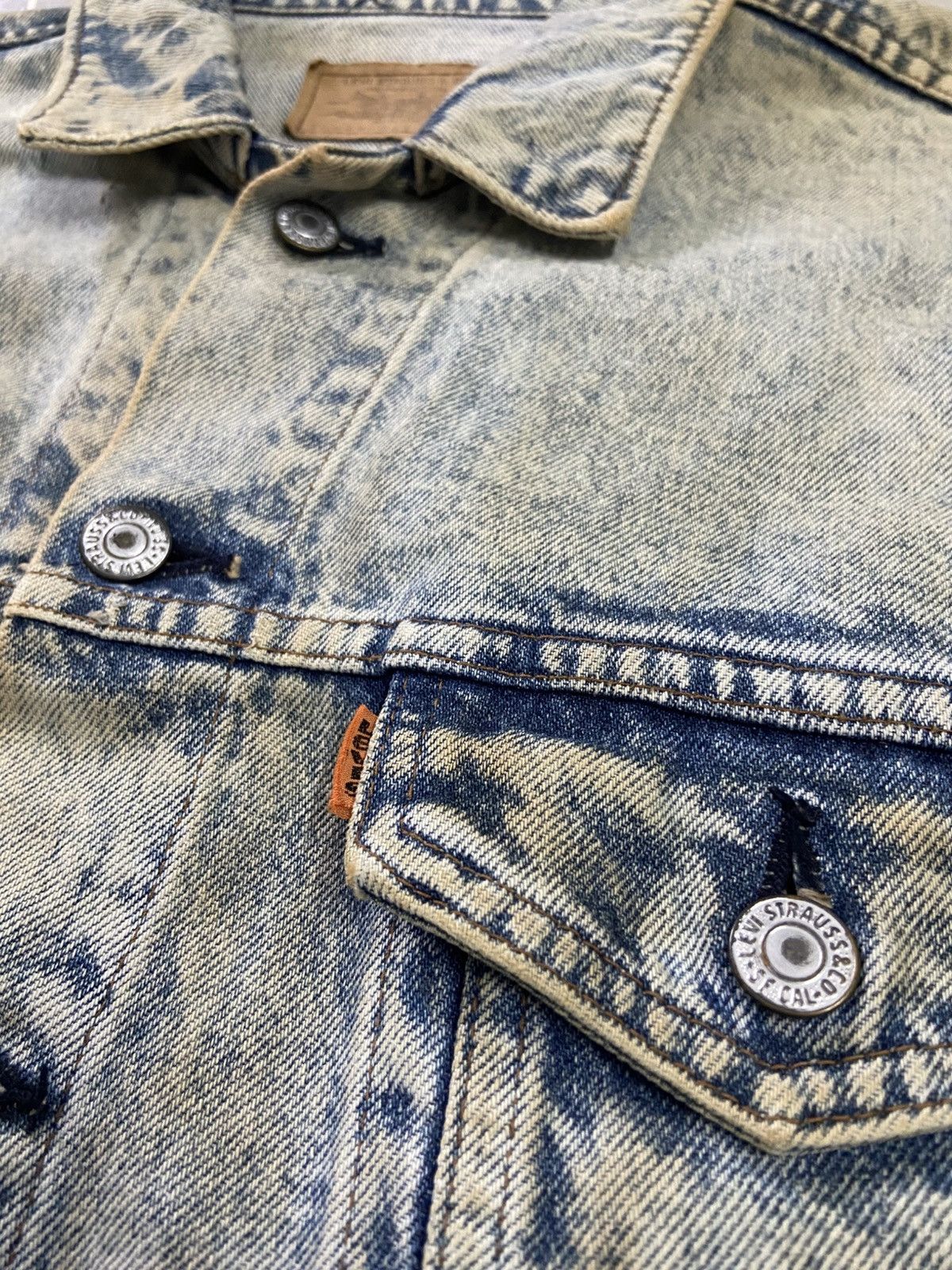 Levi's Vintage 80s Levis Trucker denim Jacket Acid Wash 70649 Size US M / EU 48-50 / 2 - 7 Thumbnail