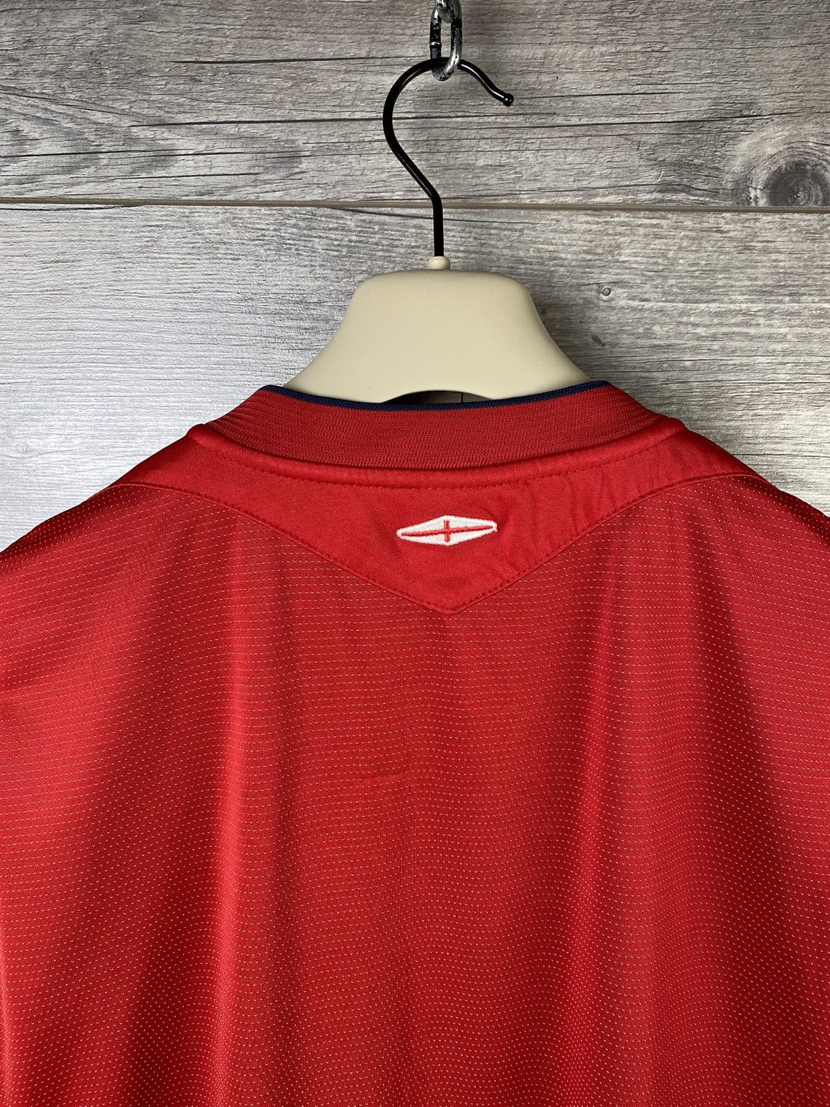 Umbro × Vintage Vintage England 🏴󠁧󠁢󠁥󠁮󠁧󠁿 Soccer Jersey Size L Size US L / EU 52-54 / 3 - 9 Thumbnail
