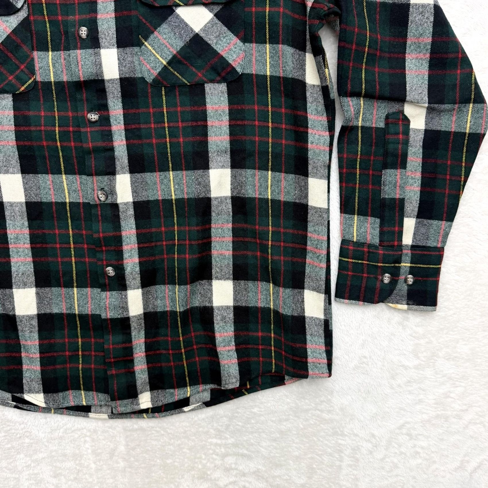 Vintage VINTAGE Northwest Territory Shirt Mens Medium Green Plaid Flannel Button Up Size US M / EU 48-50 / 2 - 4 Thumbnail