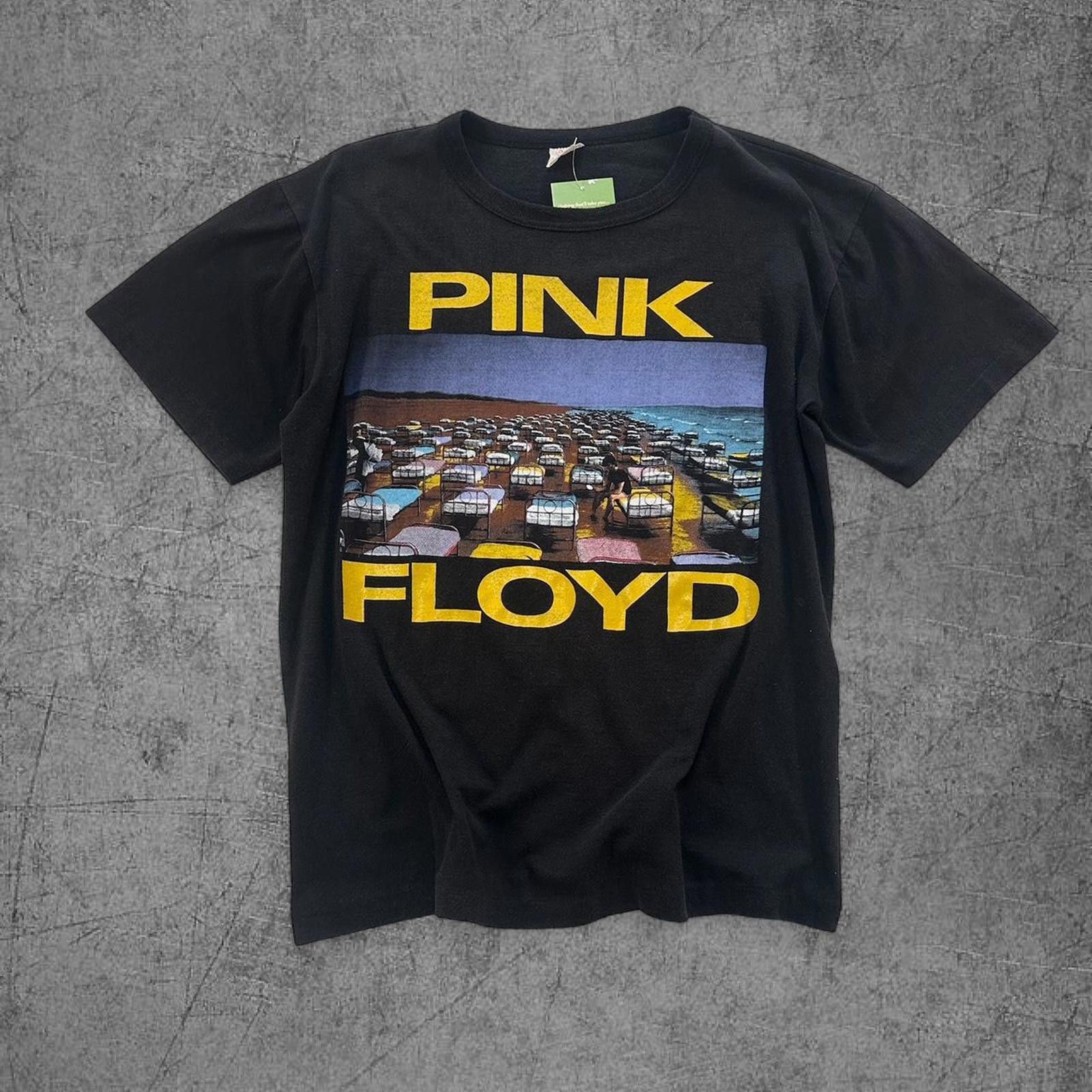 Band Tees Vintage 1987 Pink Floyd Tour Tee Size US XL / EU 56 / 4 - 1 Thumbnail
