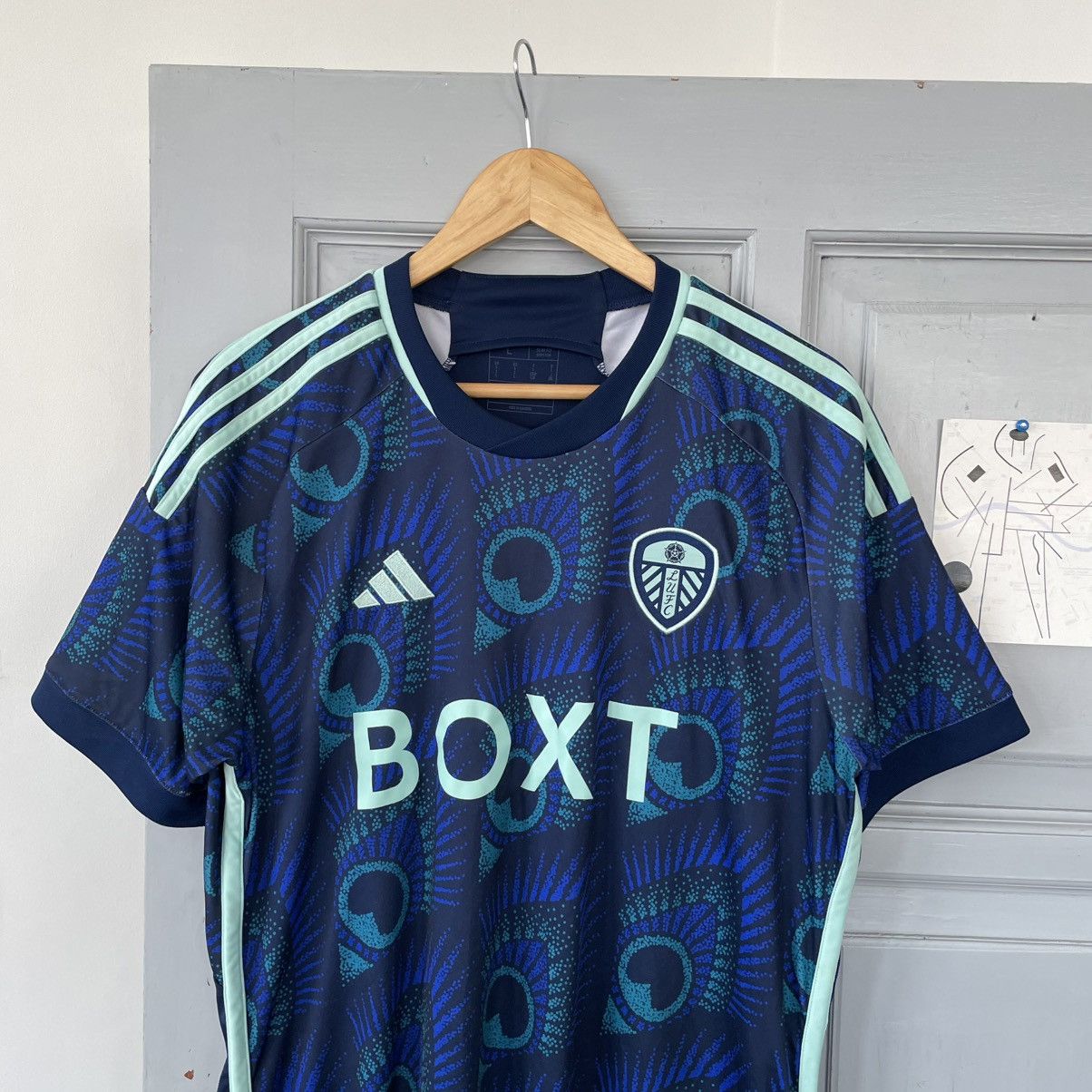 Adidas Leeds Away 2023/2024 Adidas Football Shirt Size L Size US L / EU 52-54 / 3 - 4 Thumbnail