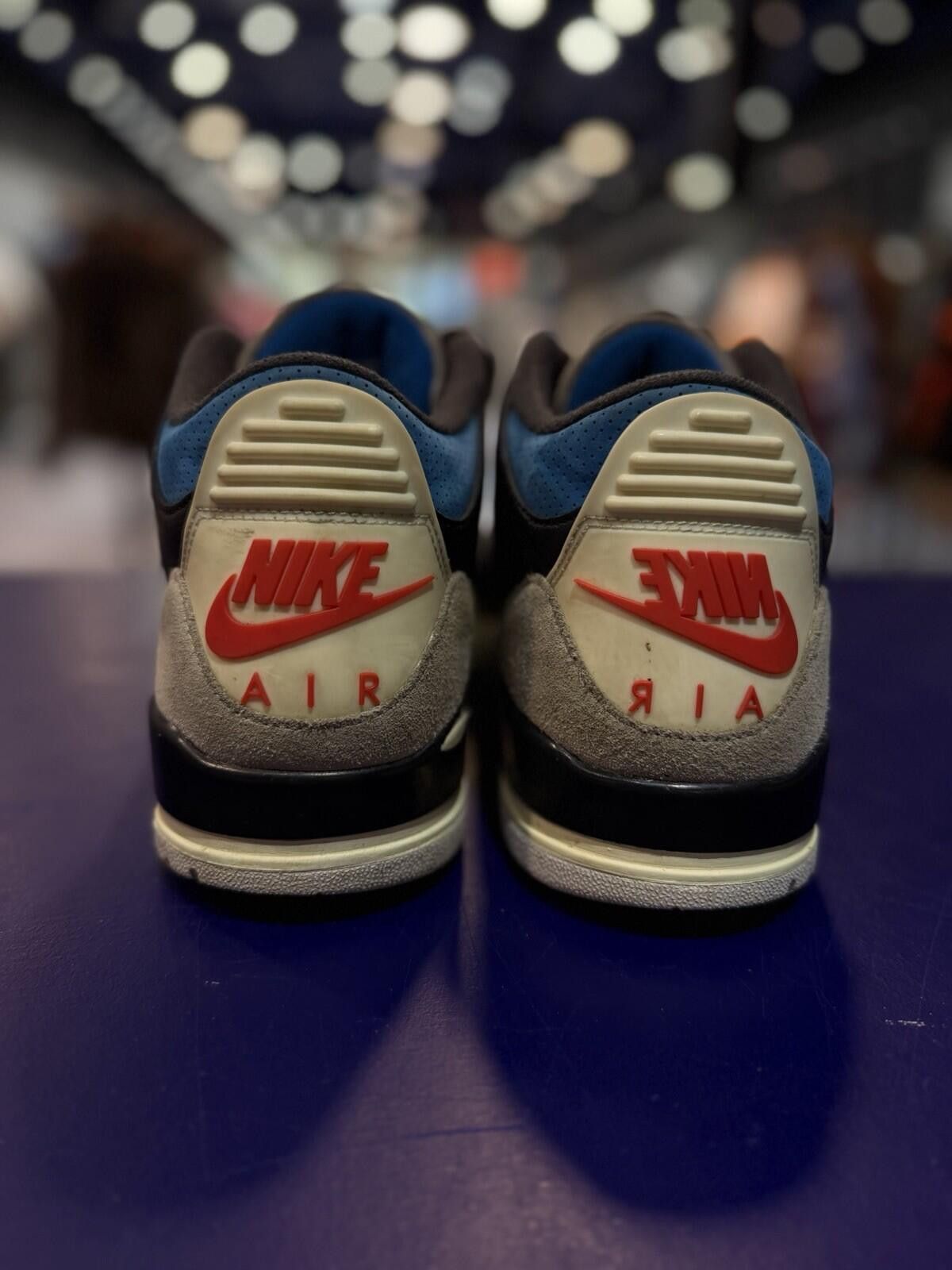 Jordan Brand Size 10.5 - Air Jordan 3 Retro OG Rare Air (IB8967-004) Size US 10.5 / EU 43-44 - 9 Thumbnail