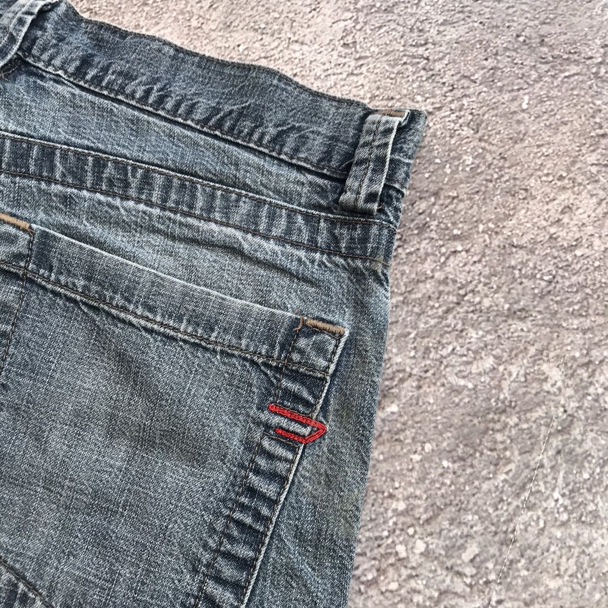 Vintage Vintage Diesel Distressed Denim Shorts Y2K Streetwear 30 Size US 30 / EU 46 - 6 Thumbnail