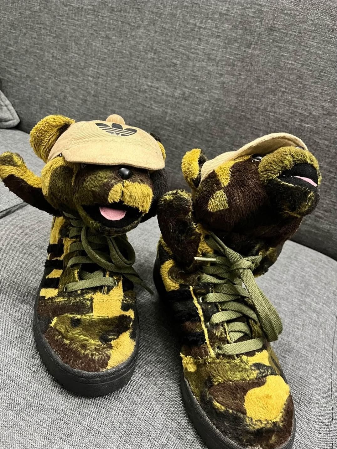 adidas gazelle silver green womens Adidas x Jeremy Scott Teddy Bear Flower Power Trainers main image 1