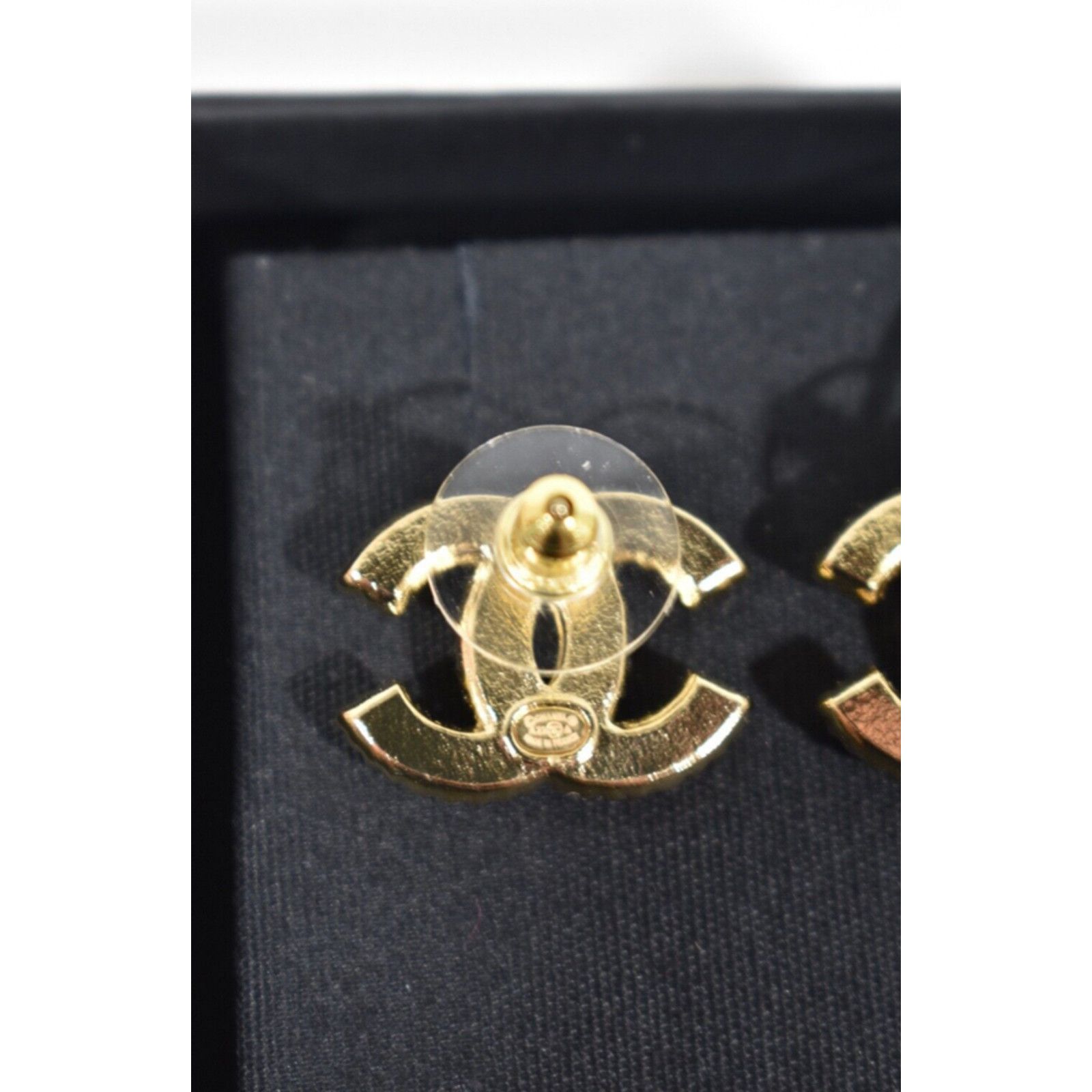 Chanel Chanel Gold Pearl White Interlocking Statement Stud Earrings Size ONE SIZE - 12 Thumbnail