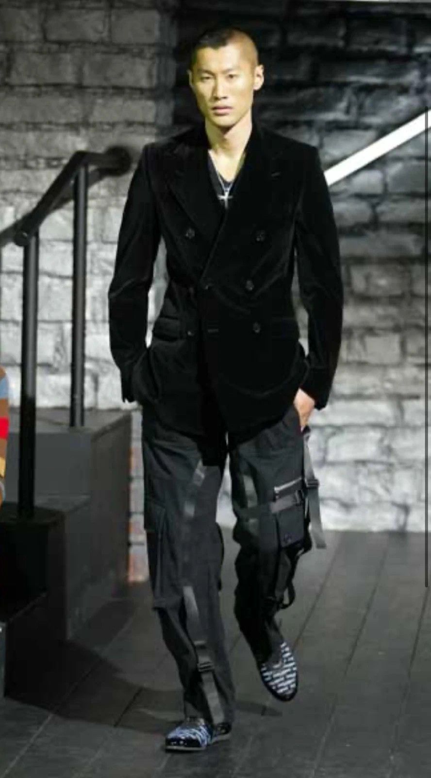 Dolce & Gabbana F/W 2003 Dolce Gabbana bondage cargo pants Size US 27 - 2 Thumbnail