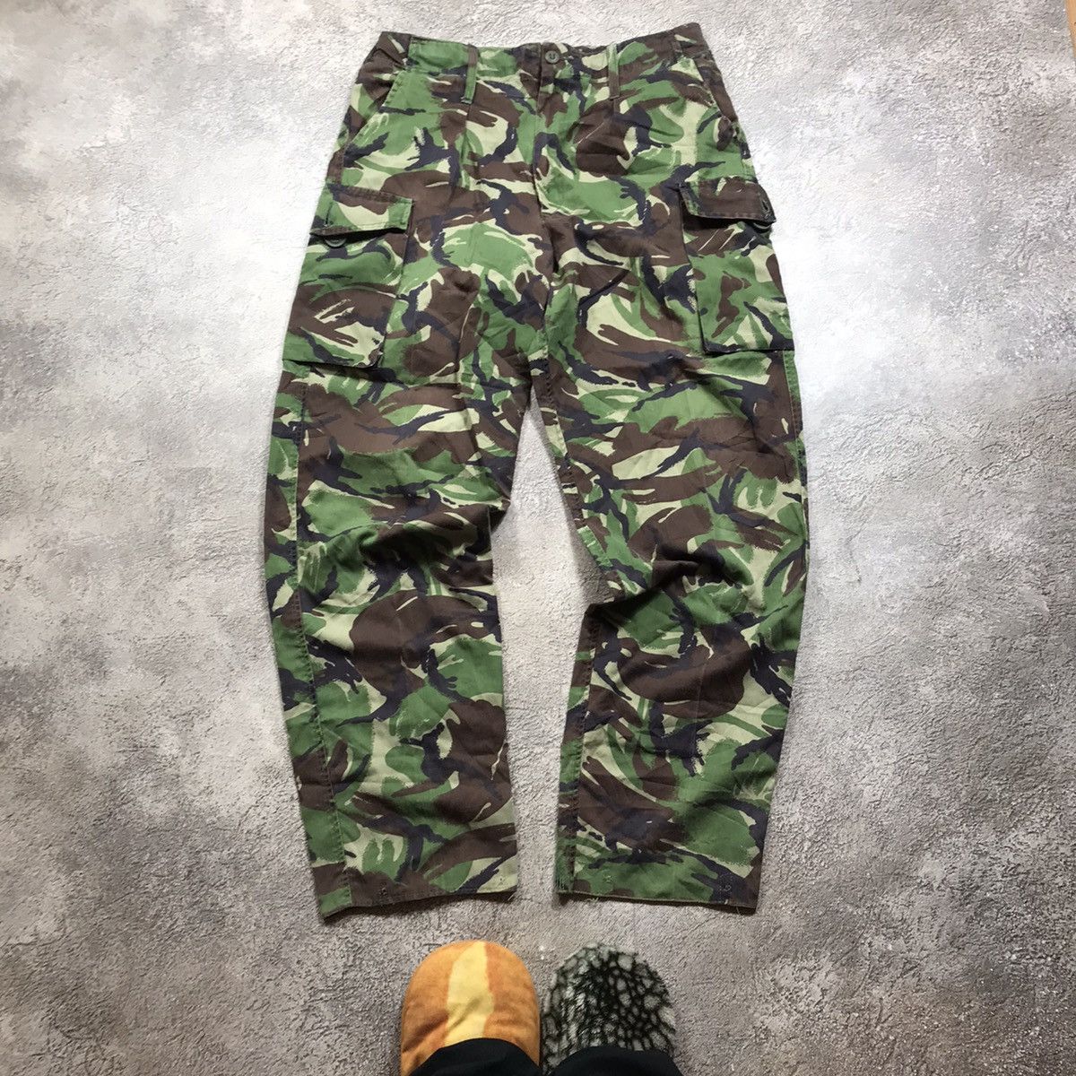 Vintage Vintage Y2K Baggy Cargo Pants Camo Tactical Streetwear 34 Size US 34 / EU 50 - 2 Thumbnail