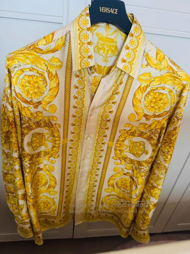 Versace Versace Baroque silk long-sleeved shirt Size US S / EU 44-46 / 1 - 1 Thumbnail