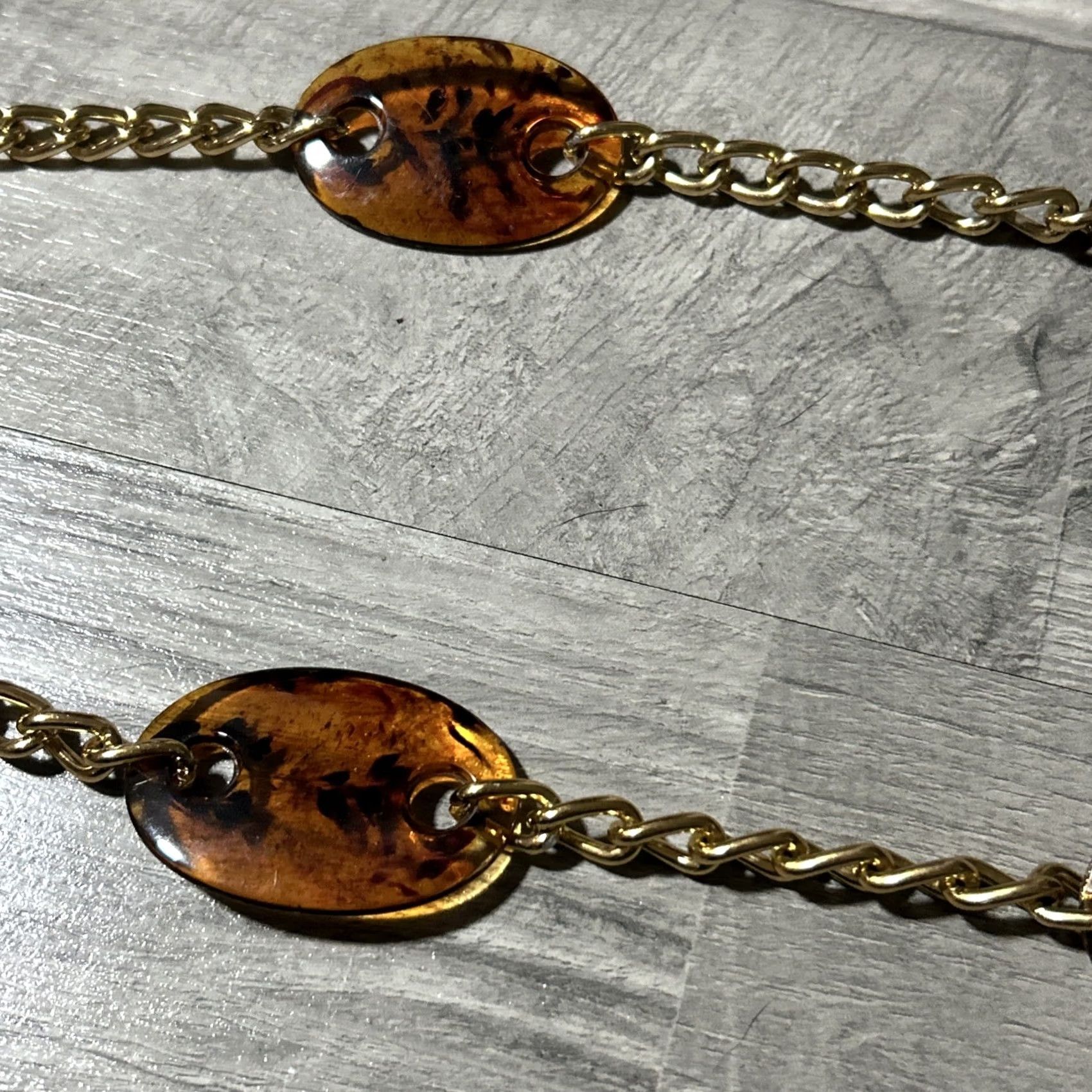 Vintage Tortoise Shell Chain Belt Women Brown Metal Shells Gold Chain Link Hook And Loop 43” Size ONE SIZE - 4 Thumbnail