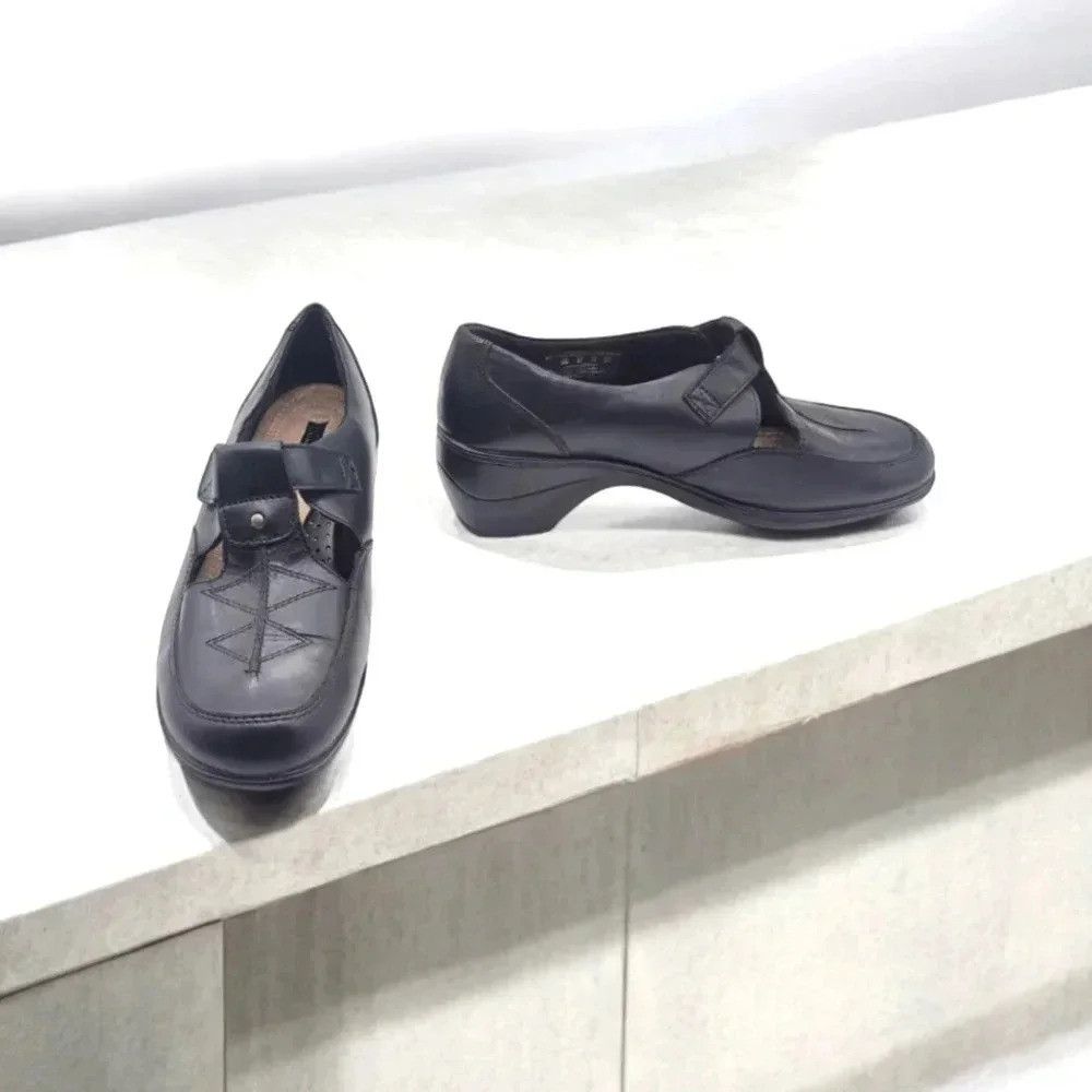 Vintage THOM MCAN Hilliard Leather Mary Jane Shoes Women's sz 8 W B Size US 8 / IT 38 - 1 Thumbnail