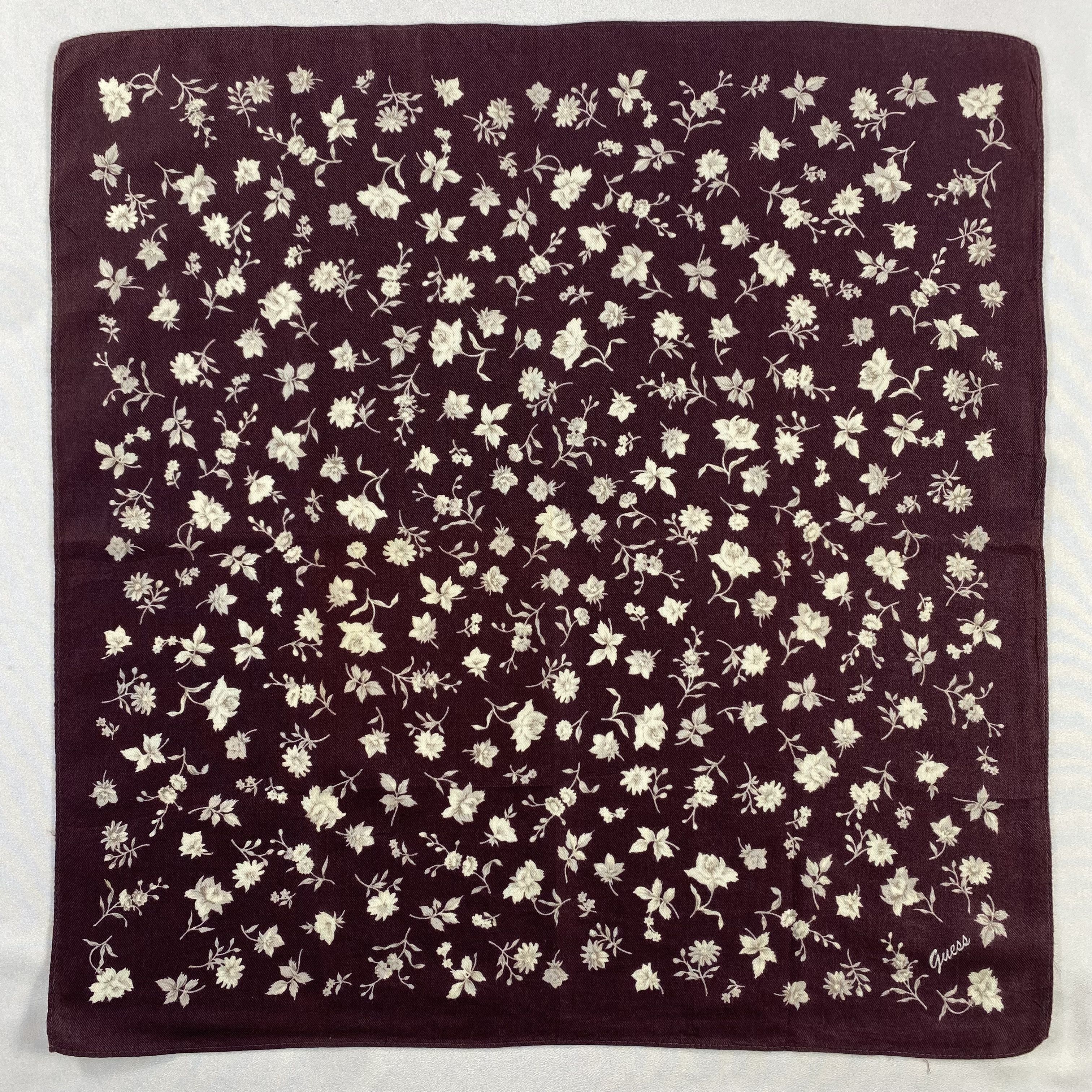 Guess × Vintage Guess Handkerchief / Neckerchief / Bandana-P1741 Size ONE SIZE - 1 Thumbnail
