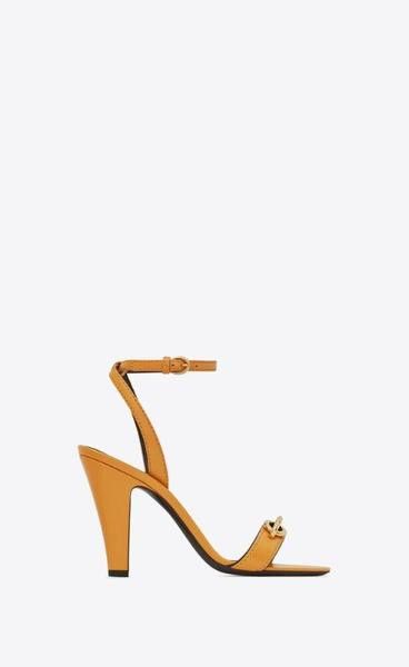 o1bcso1str1124 Le Maillon Sandals in Camel