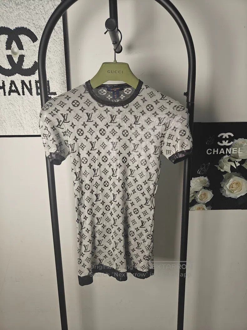 Louis Vuitton Louis Vuitton Full-print knit short sleeve Size US M / EU 48-50 / 2 - 1 Thumbnail