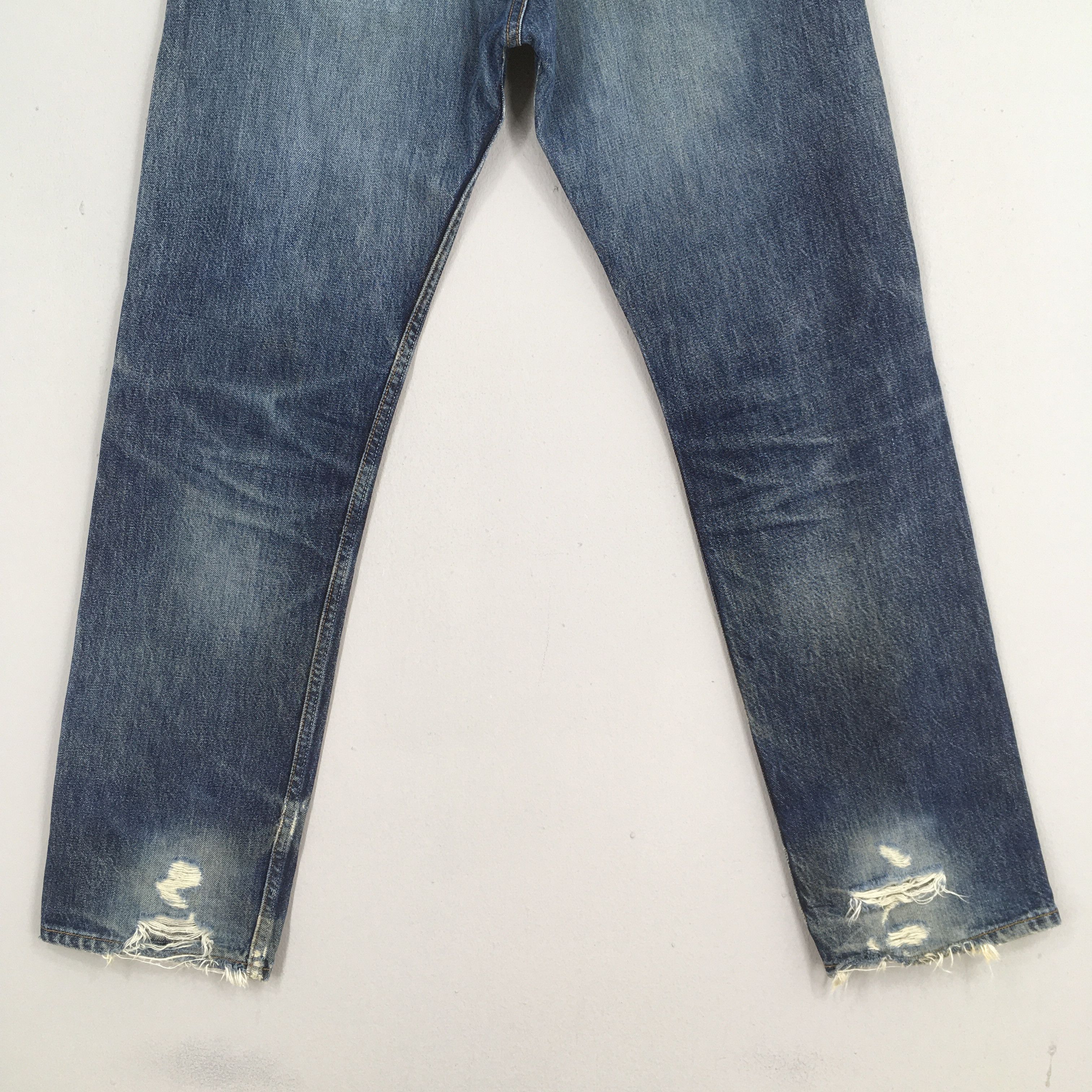 Levi's Size 31x31 Vintage Levi's 501 Faded Distressed Jeans S1586 Size US 31 - 9 Thumbnail