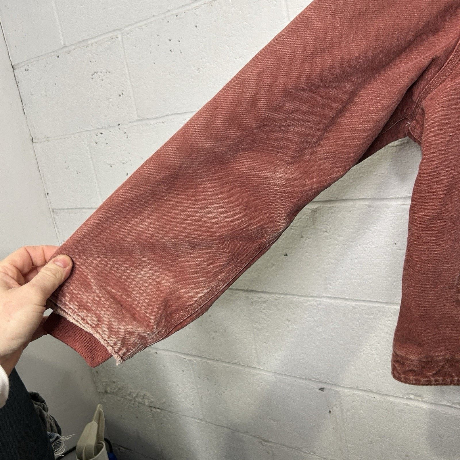 Carhartt Carhartt Sherpa-Lined Hooded Detroit Jacket "Vintage Rose" Size XL / US 12-14 / IT 48-50 - 6 Thumbnail