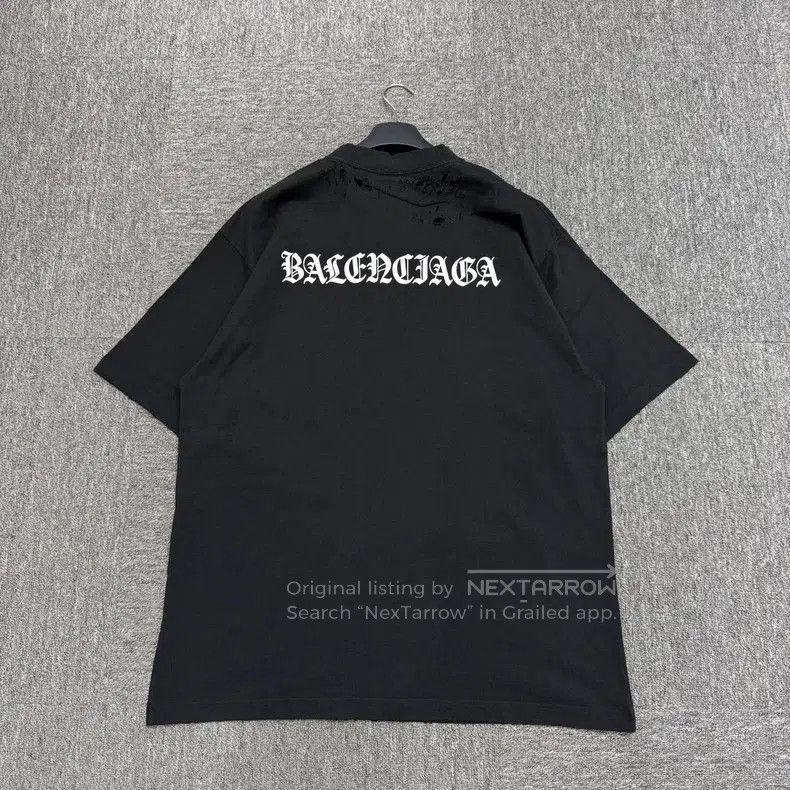 Balenciaga Balenciaga Distressed Sanskrit Print Tee. Size US L / EU 52-54 / 3 - 2 Thumbnail