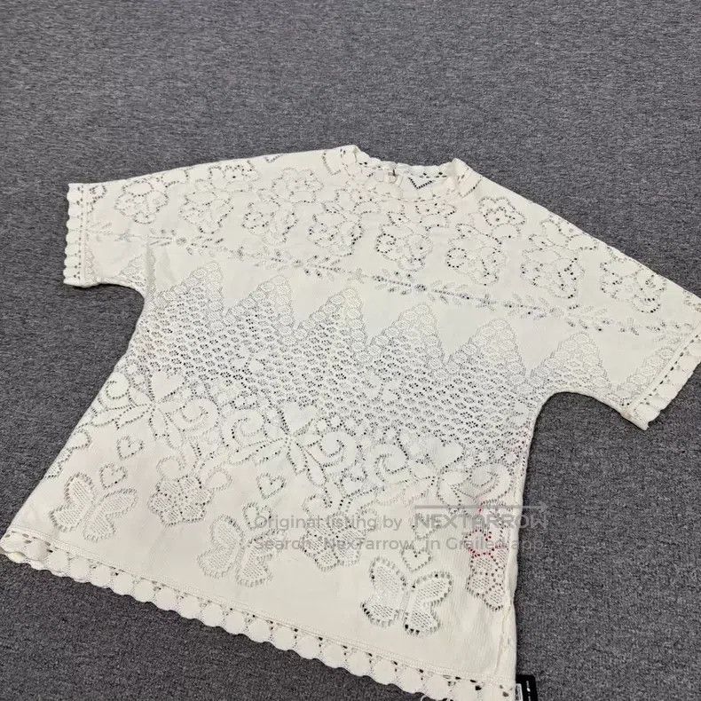 Valentino Valentino Off-white cut-out lace short-sleeved top Size L / US 10 / IT 46 - 3 Thumbnail
